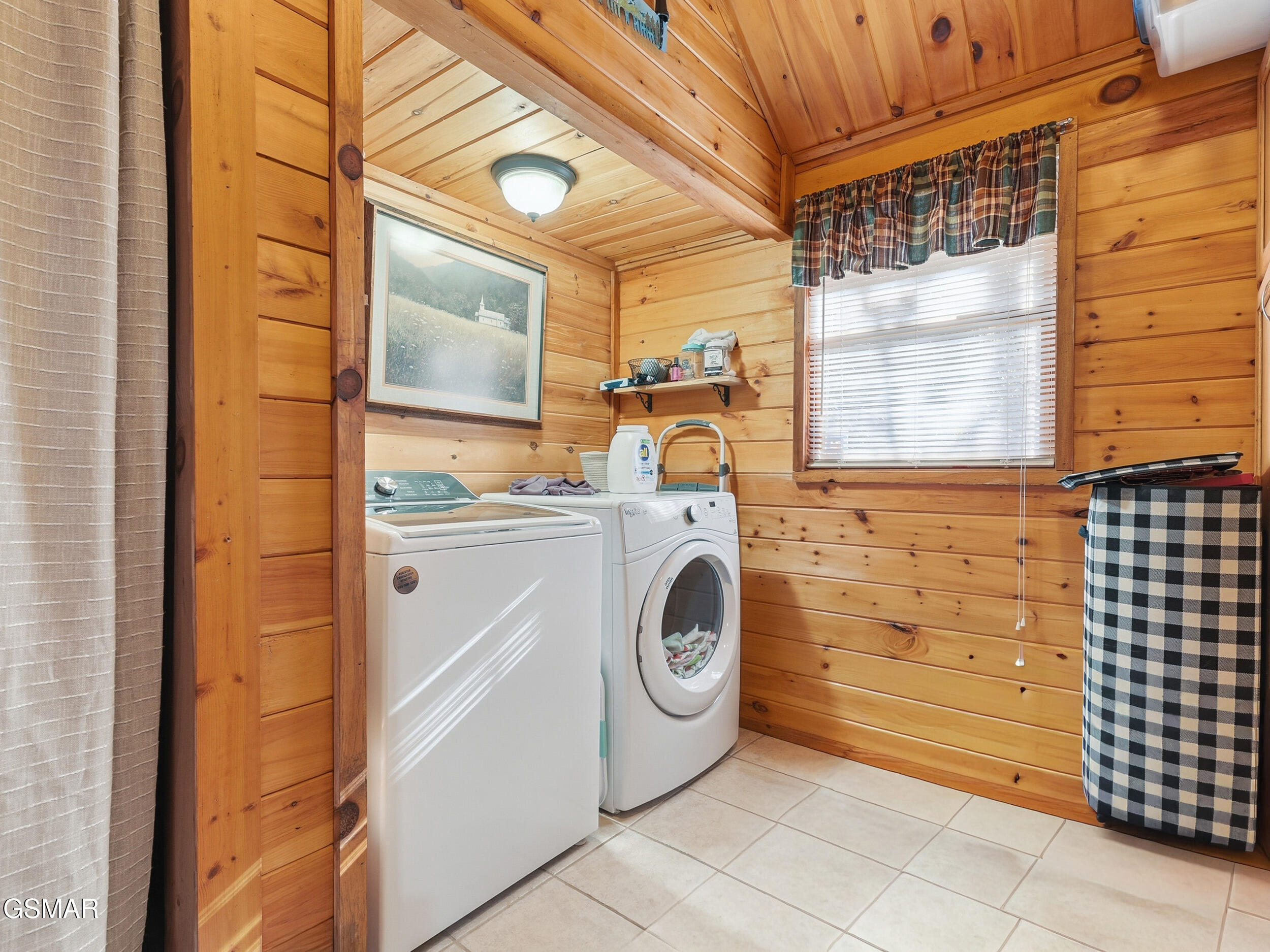 727 Sunrise Boulevard Sevierville TN 37862