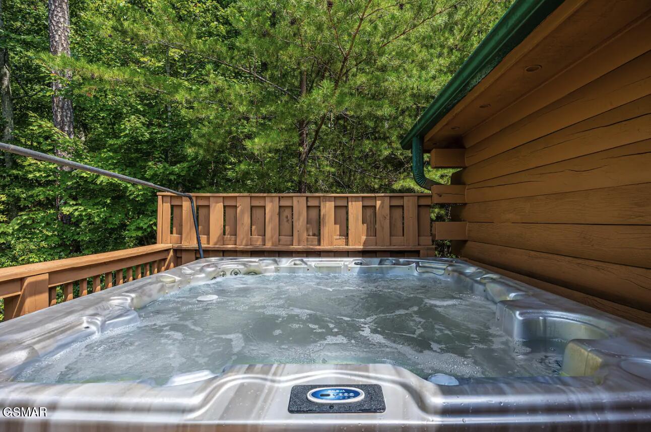 3152 Hatcher Top Road Sevierville TN 37862