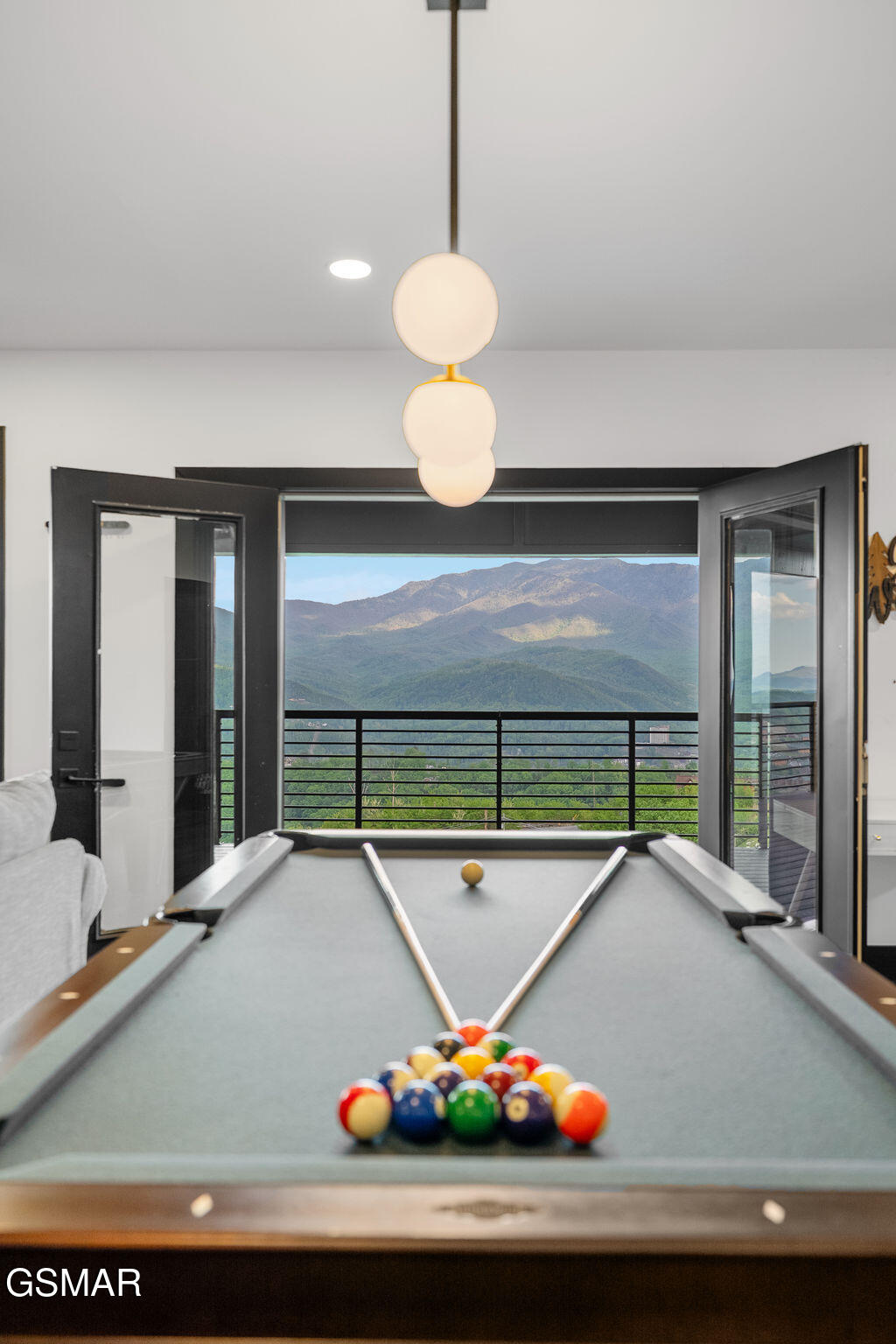 922 Piney Butt Way Gatlinburg TN 37738
