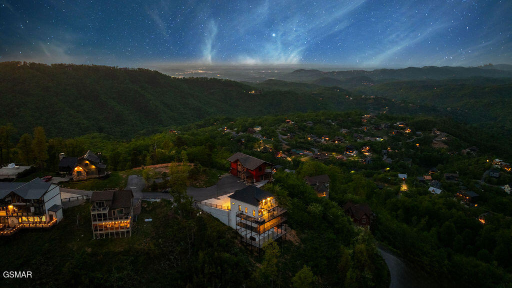 922 Piney Butt Way Gatlinburg TN 37738