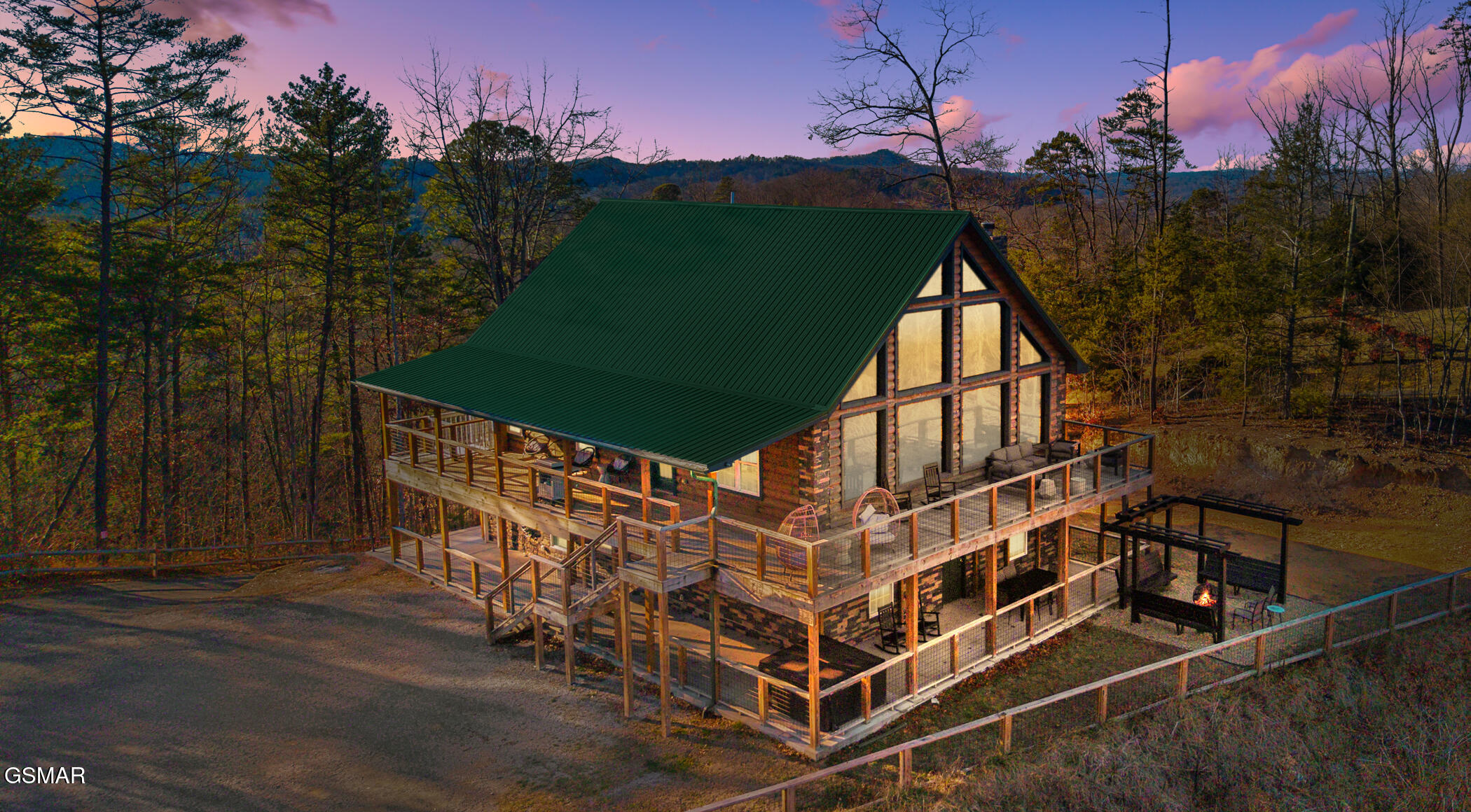 1535 Mountain Trail Lane Sevierville TN 37876