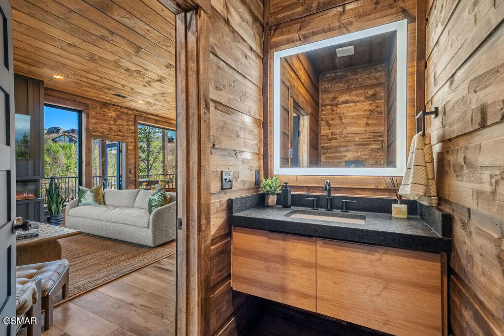 545 Edgewood Drive Gatlinburg TN 37738
