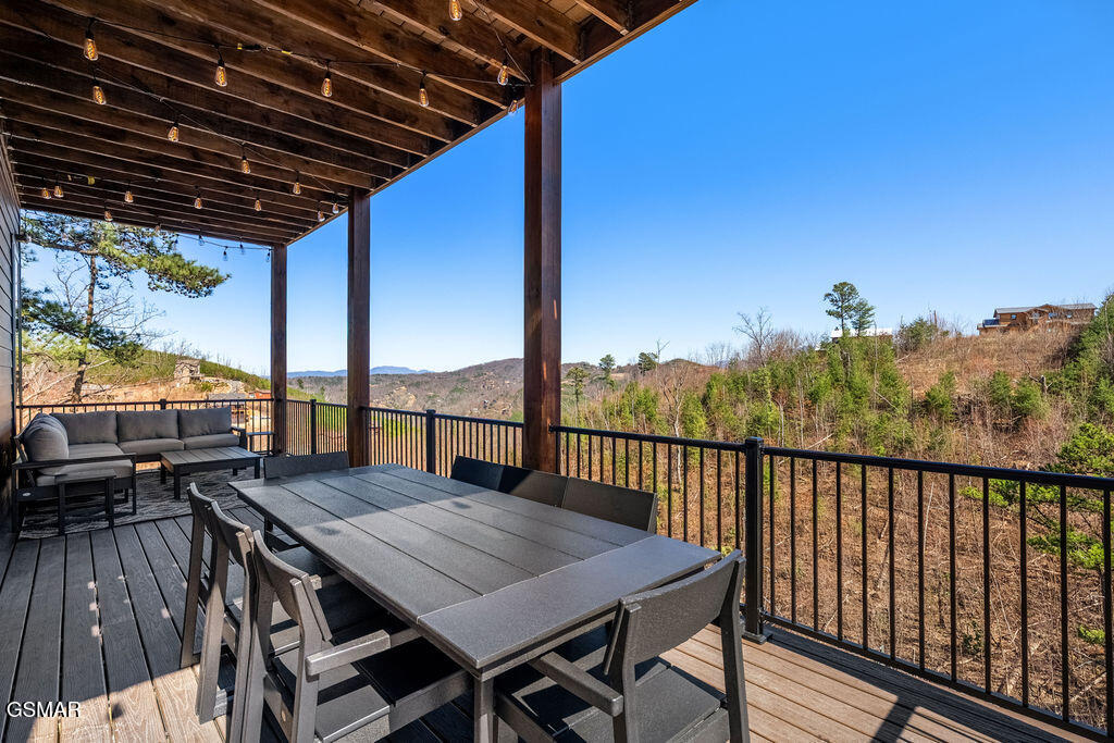 545 Edgewood Drive Gatlinburg TN 37738