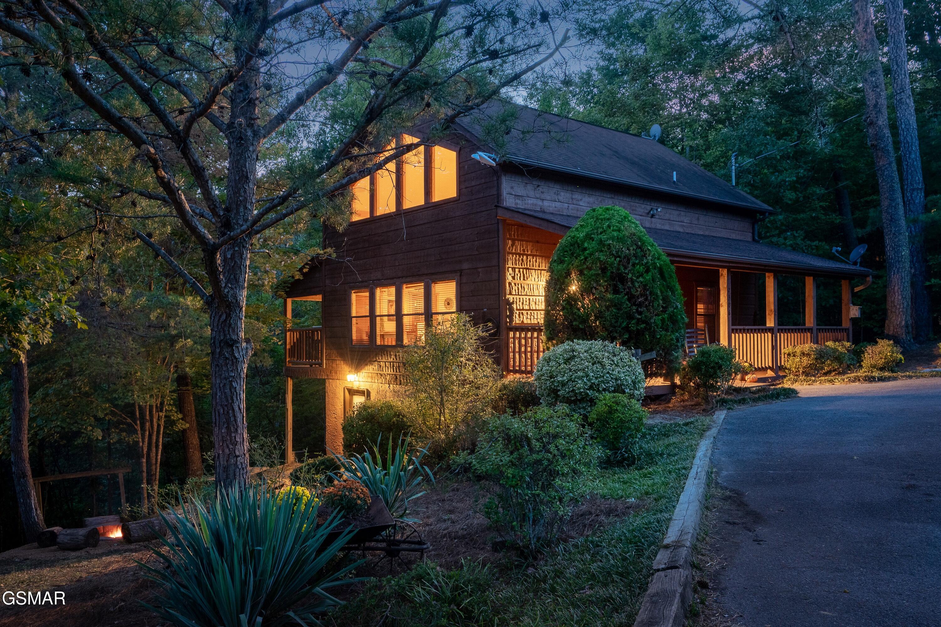 2306 Wooddale Way Sevierville TN 37876