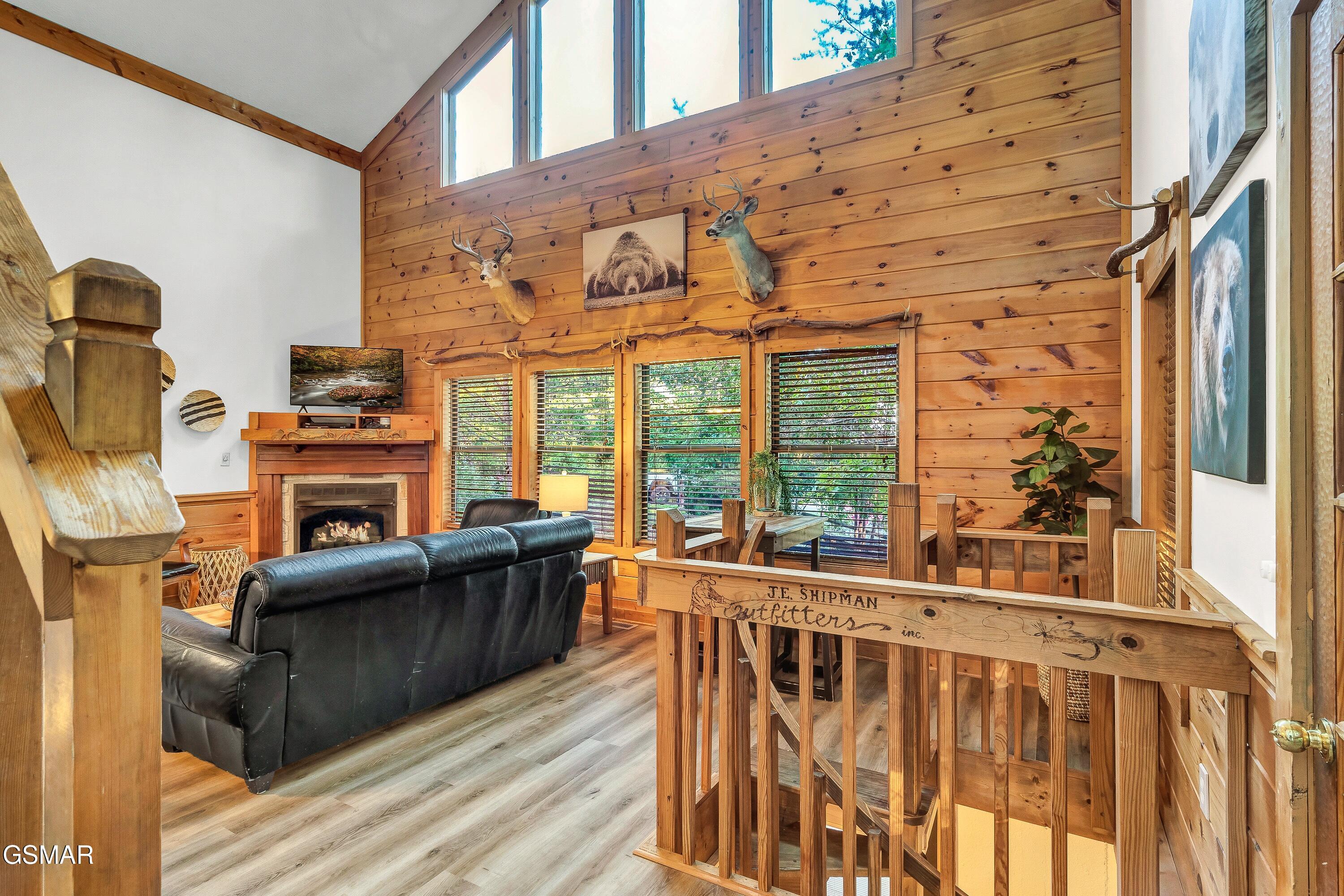 2306 Wooddale Way Sevierville TN 37876