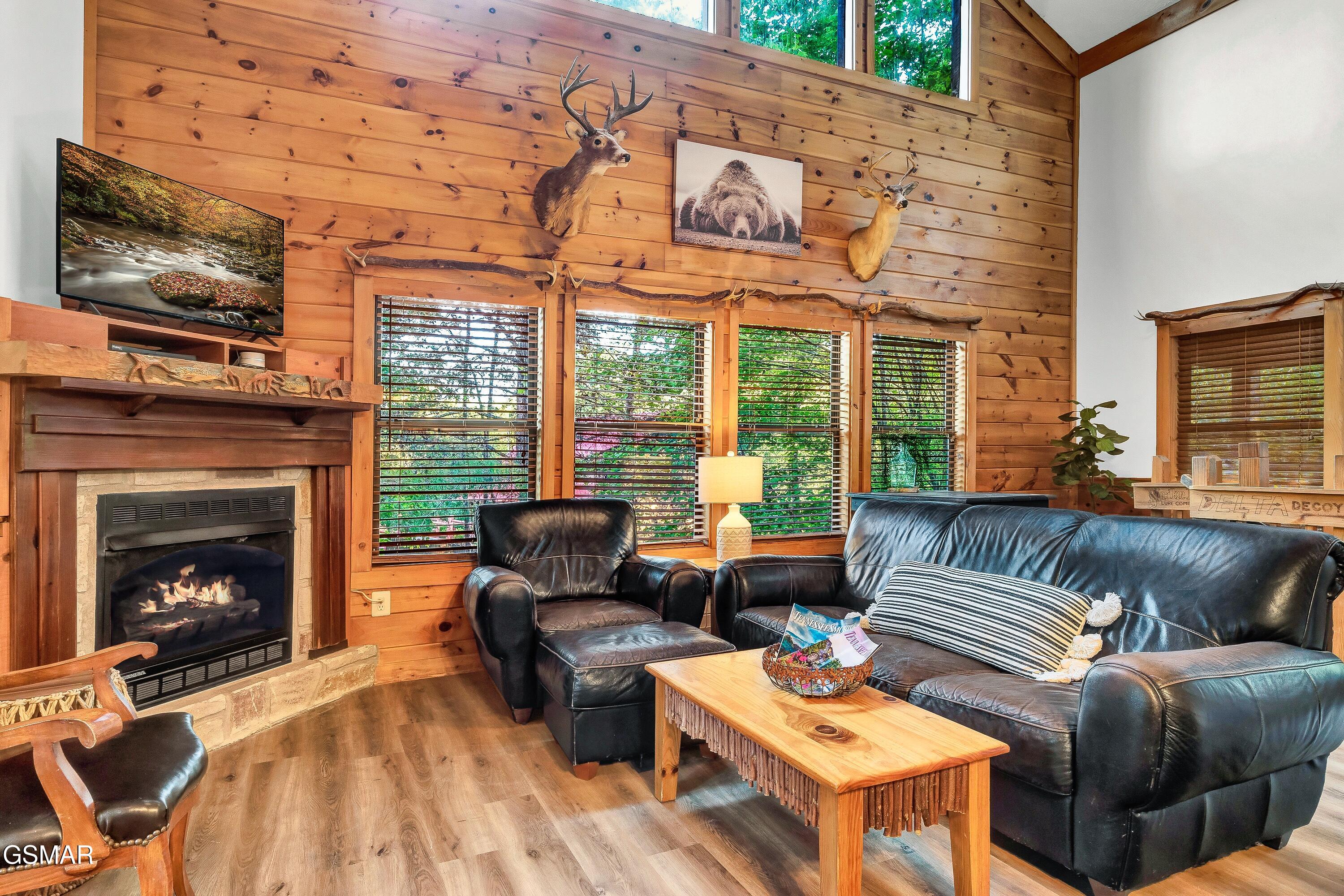 2306 Wooddale Way Sevierville TN 37876