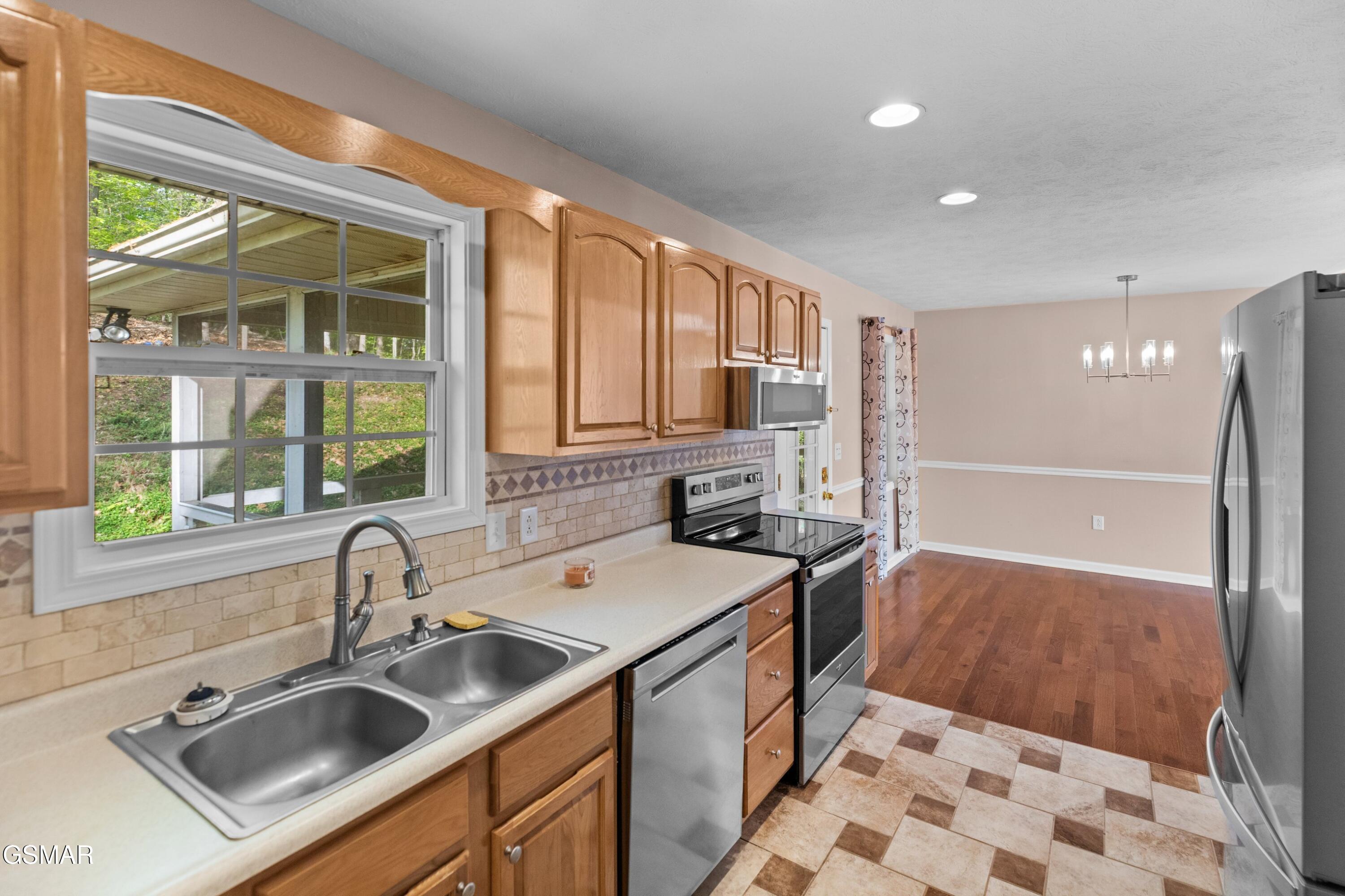 833 Thomas Farms Drive Jefferson City TN 37760