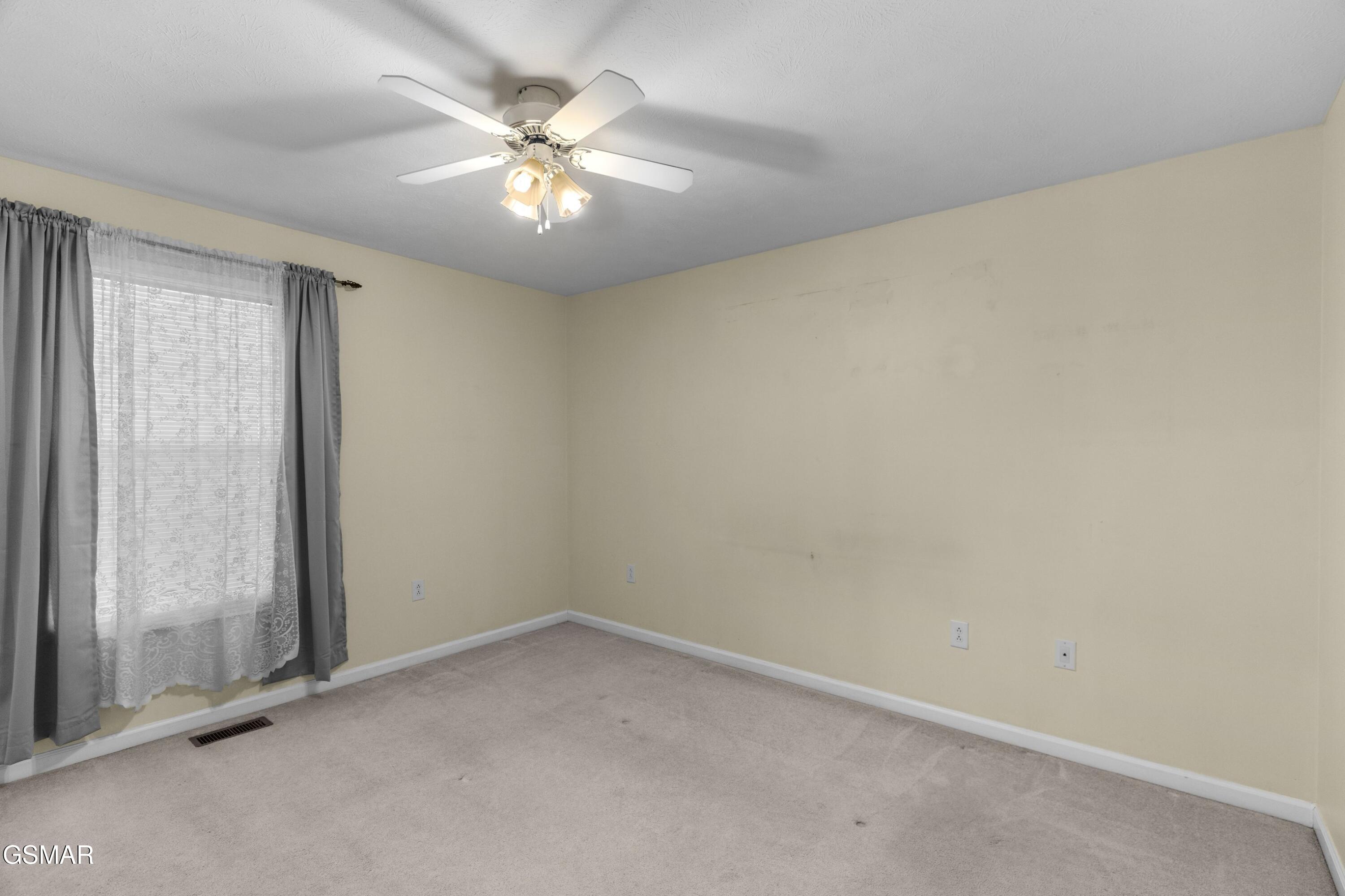 833 Thomas Farms Drive Jefferson City TN 37760