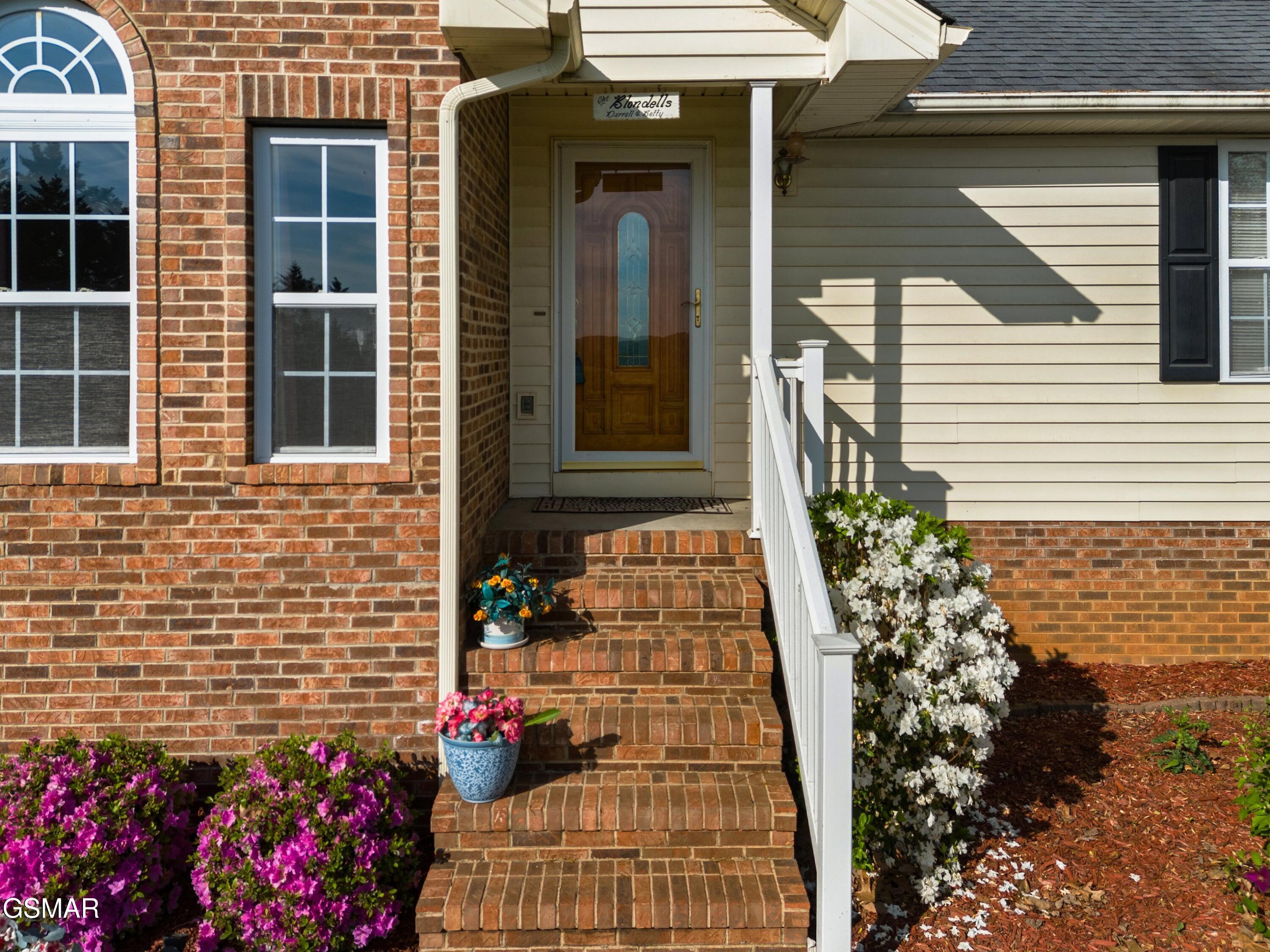 833 Thomas Farms Drive Jefferson City TN 37760