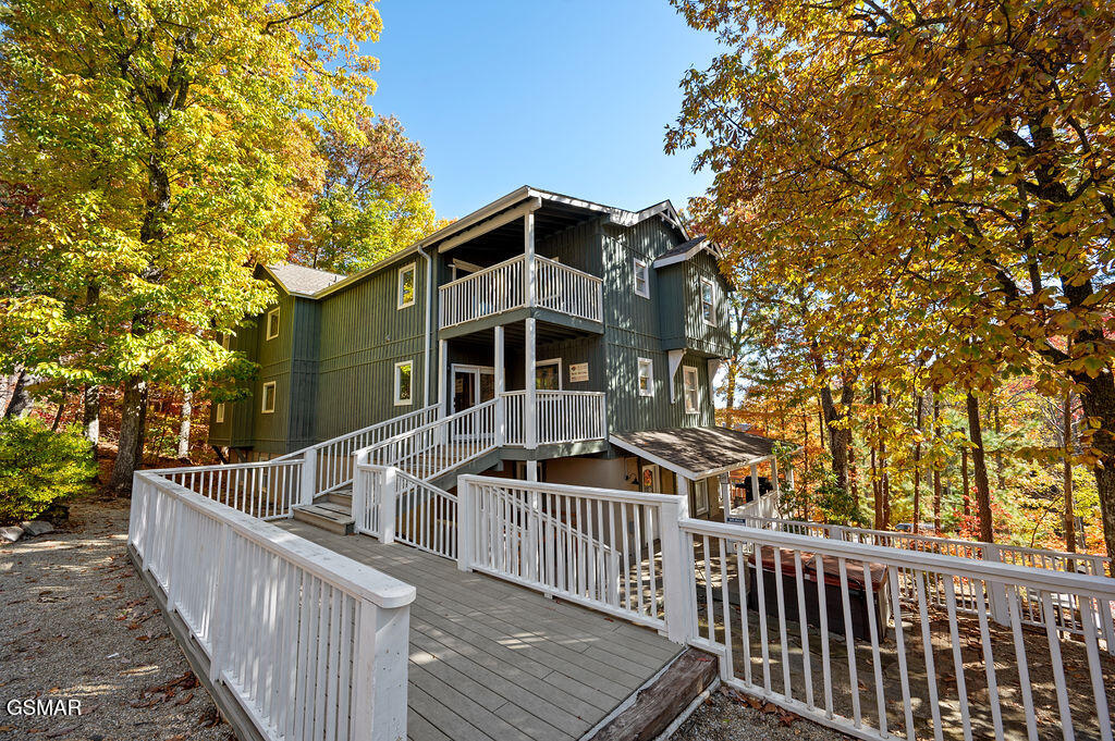 1106 Tanrac Trail Gatlinburg TN 37738