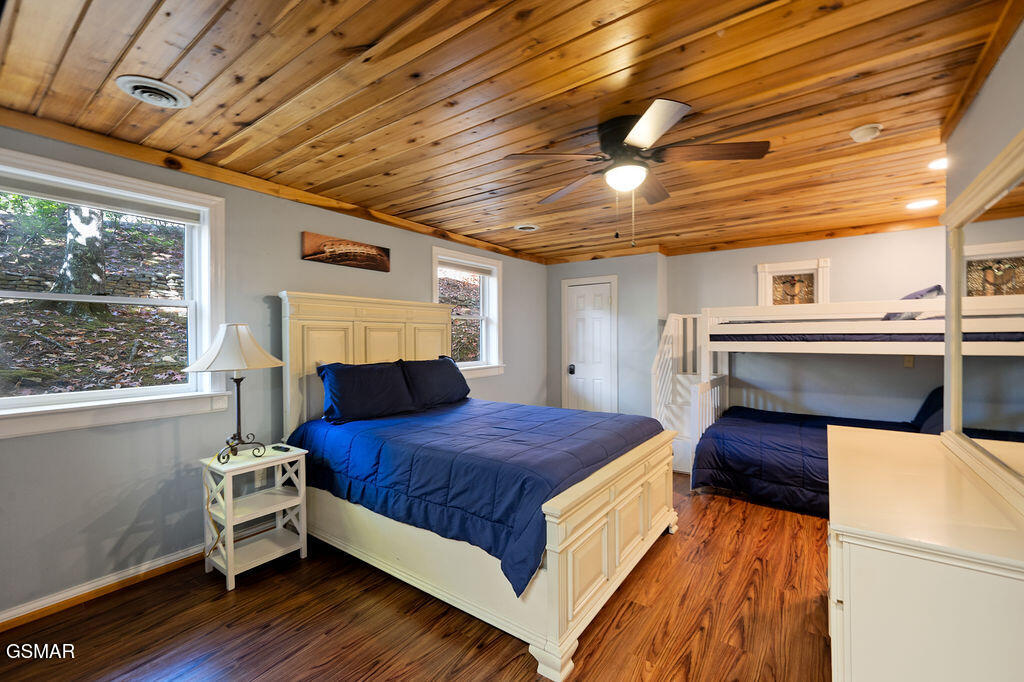 1106 Tanrac Trail Gatlinburg TN 37738