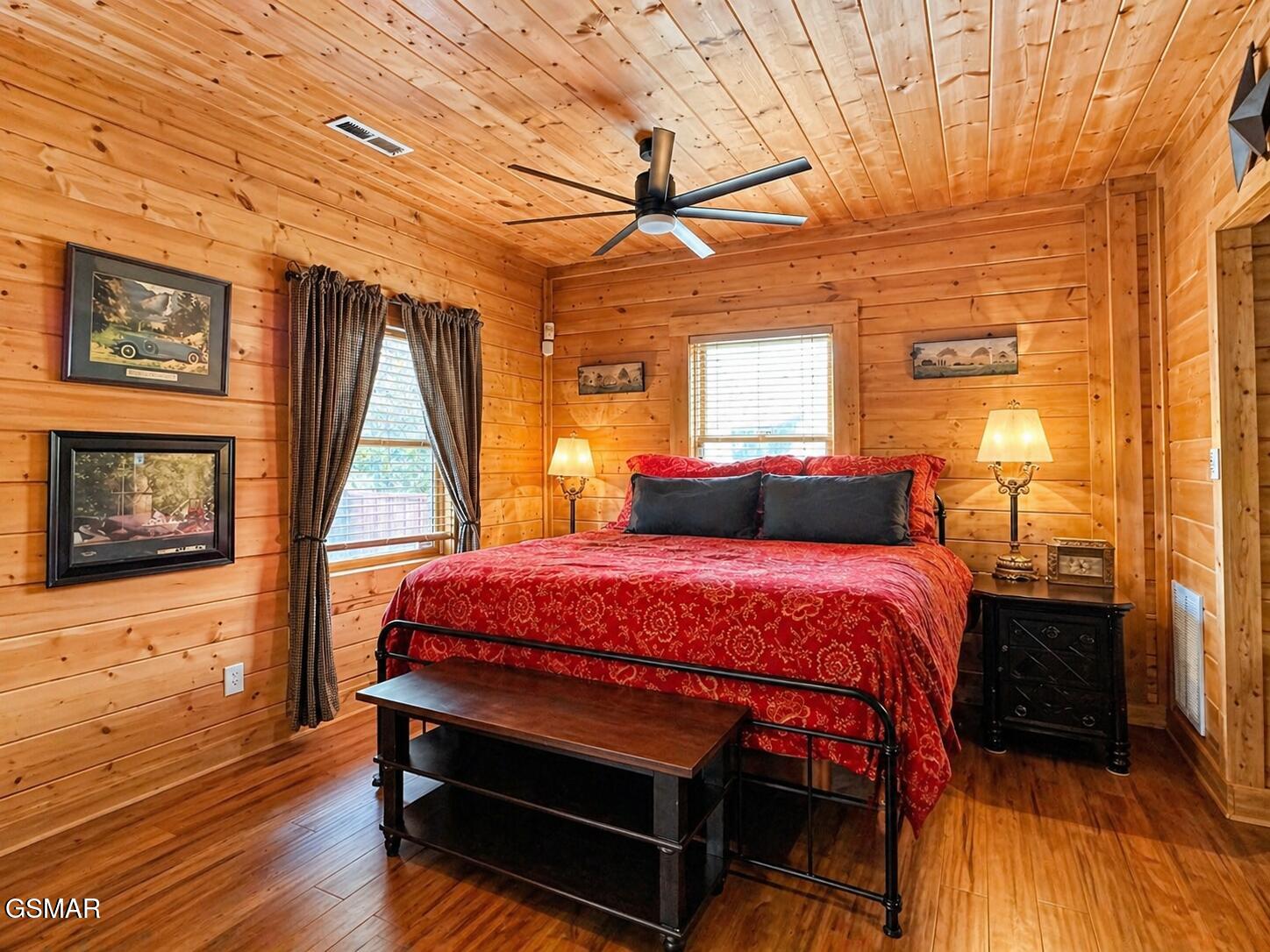 1619 J E D Trail Sevierville TN 37862