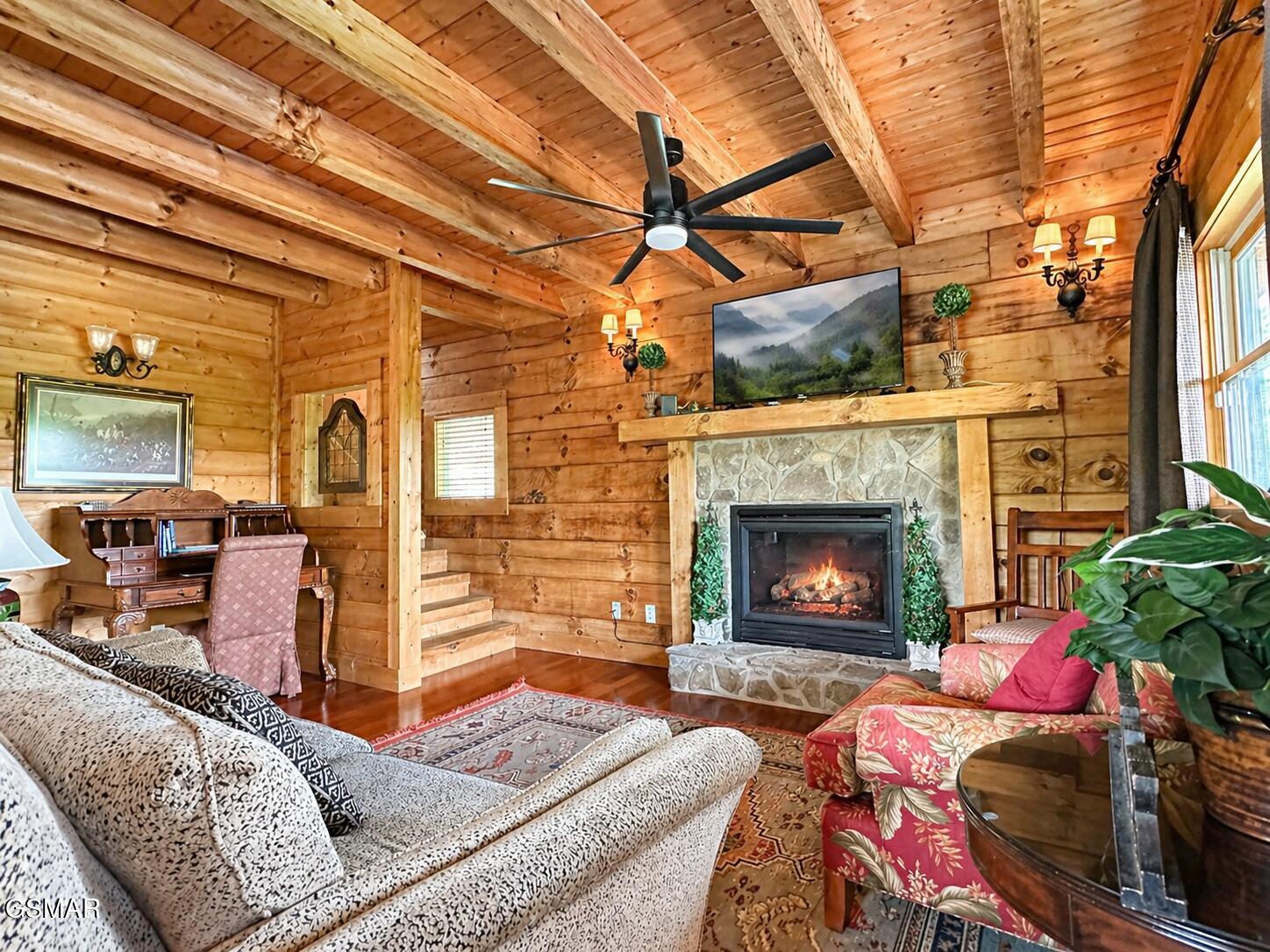 1619 J E D Trail Sevierville TN 37862