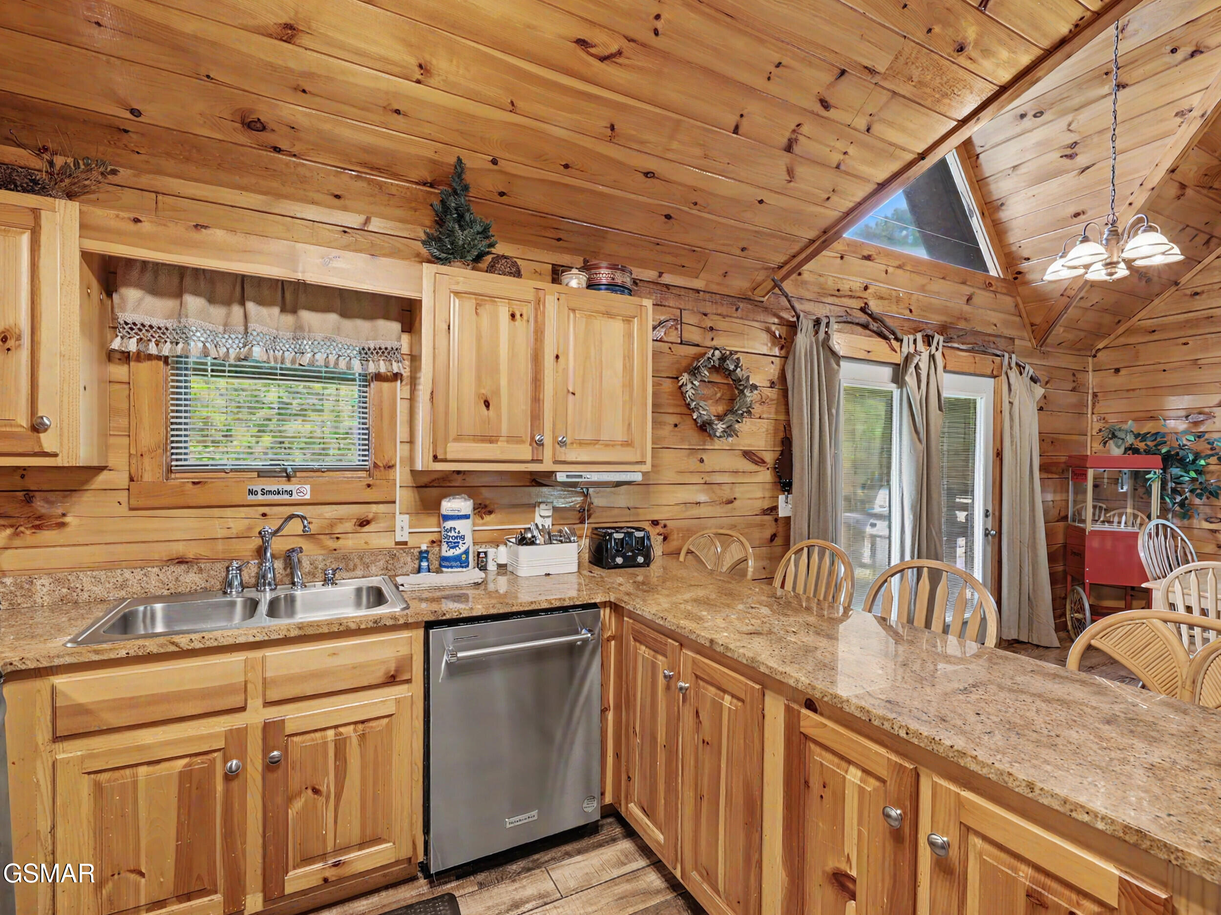 1629 Little Cabin Loop Sevierville TN 37862