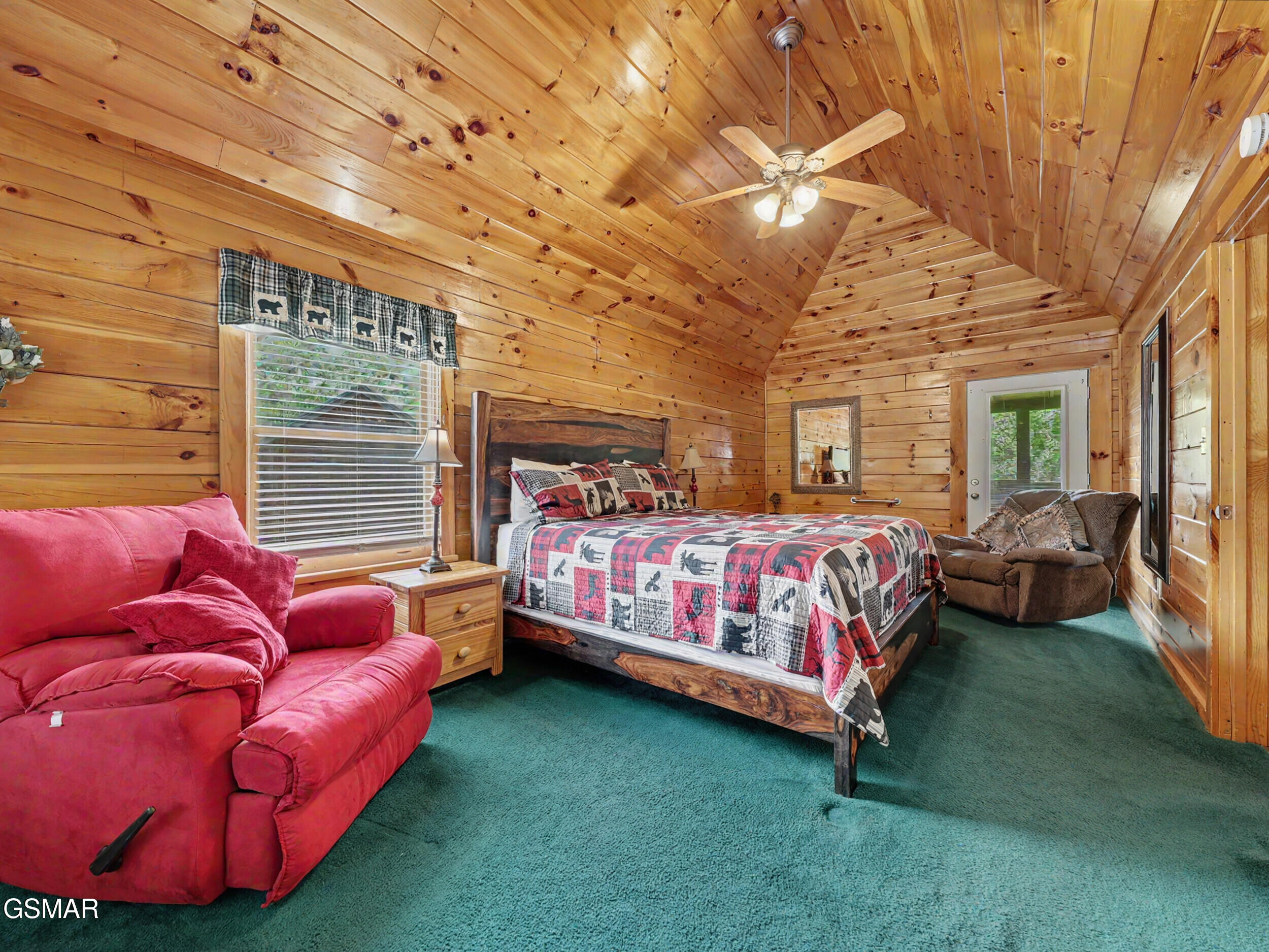 1629 Little Cabin Loop Sevierville TN 37862