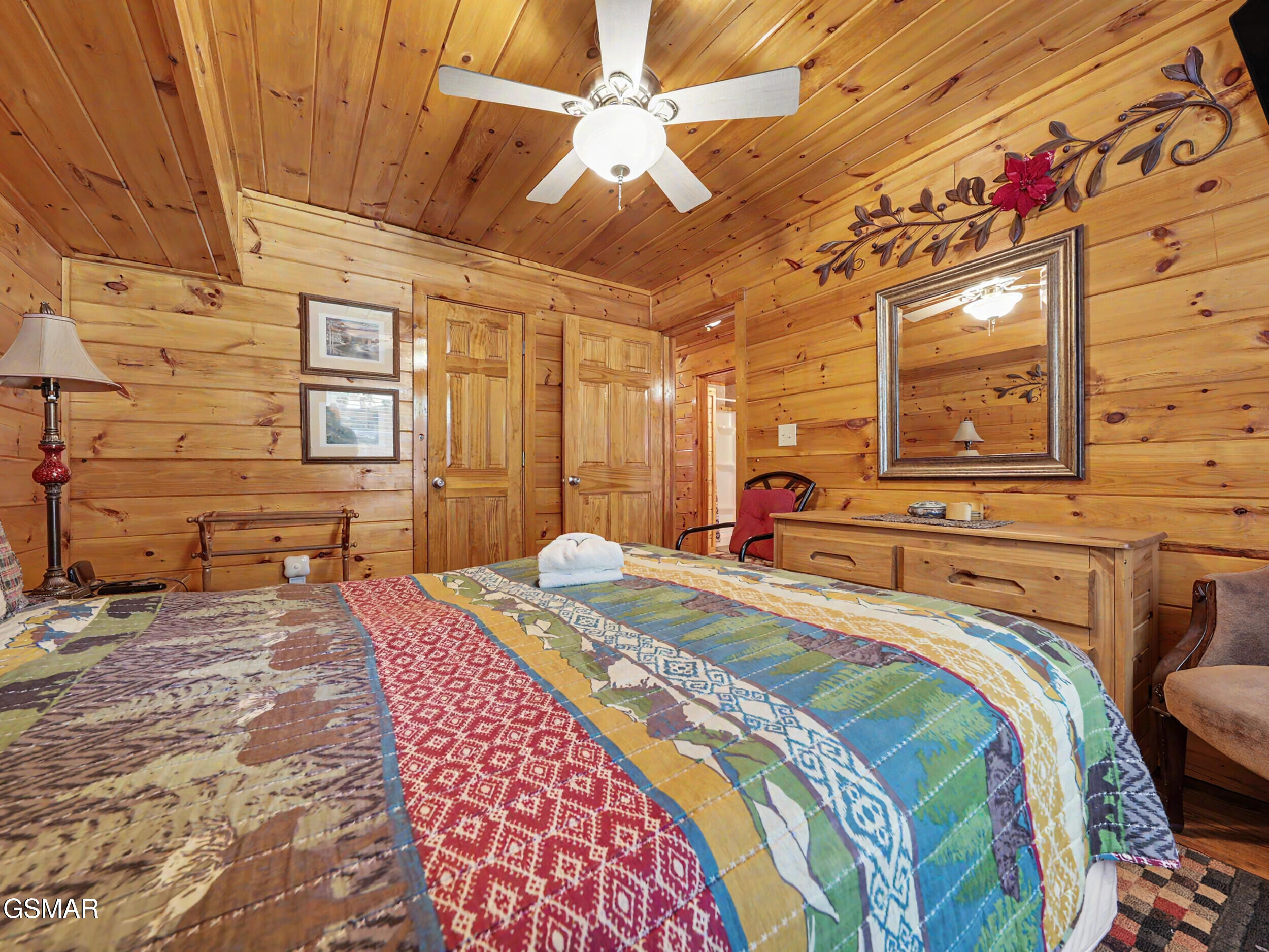 1629 Little Cabin Loop Sevierville TN 37862