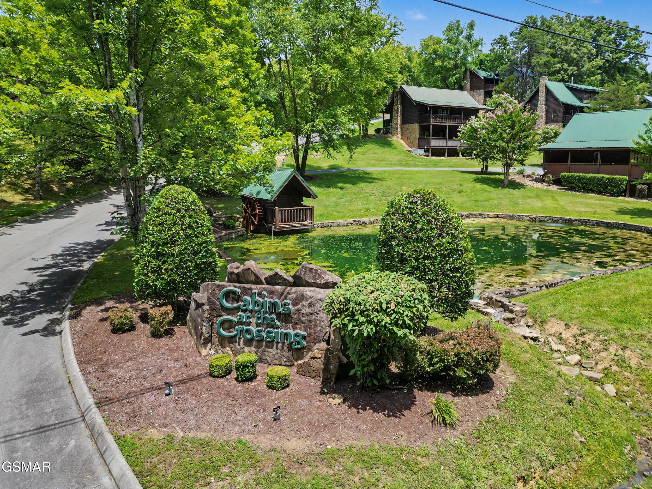 1629 Little Cabin Loop Sevierville TN 37862
