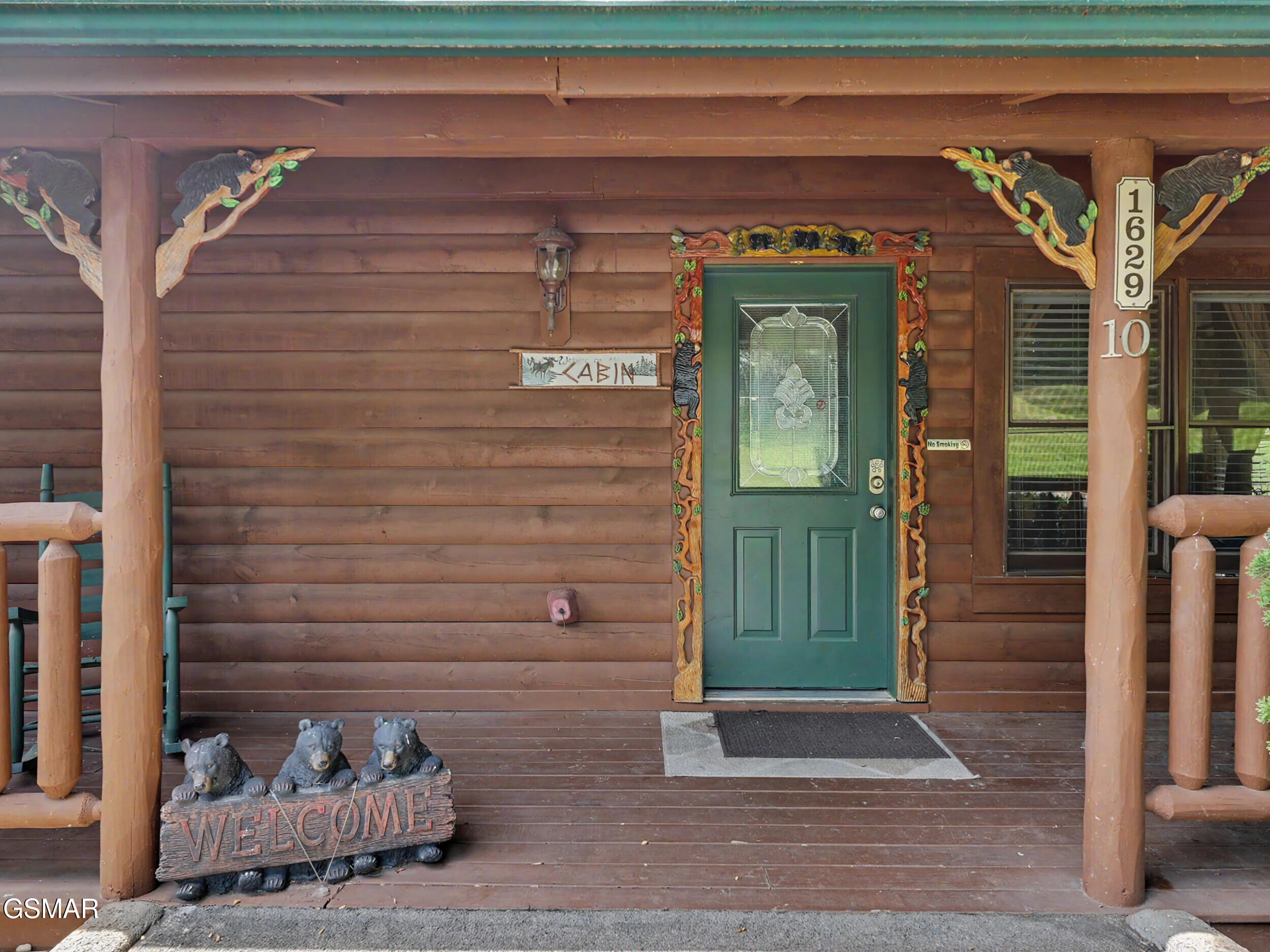 1629 Little Cabin Loop Sevierville TN 37862