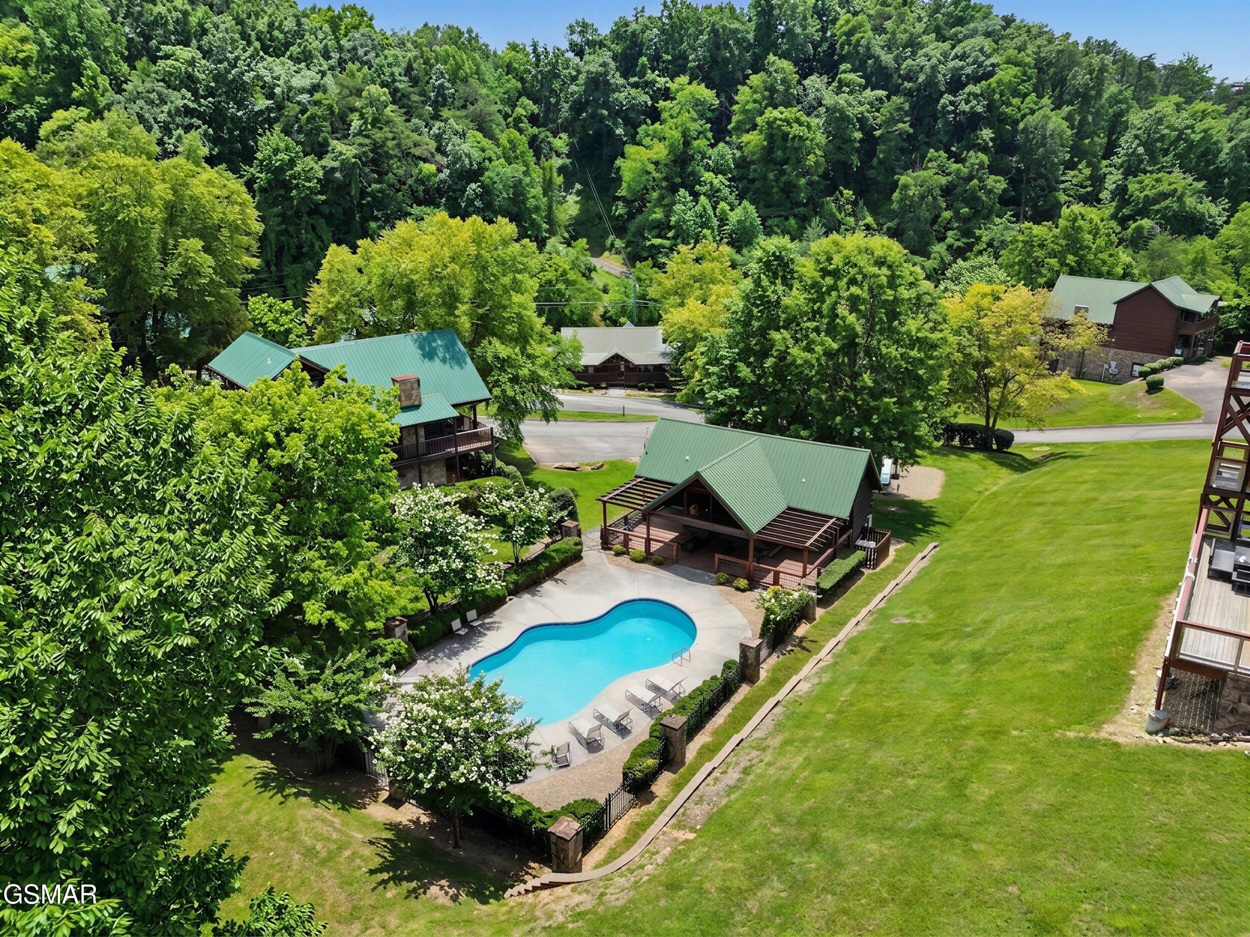 1629 Little Cabin Loop Sevierville TN 37862
