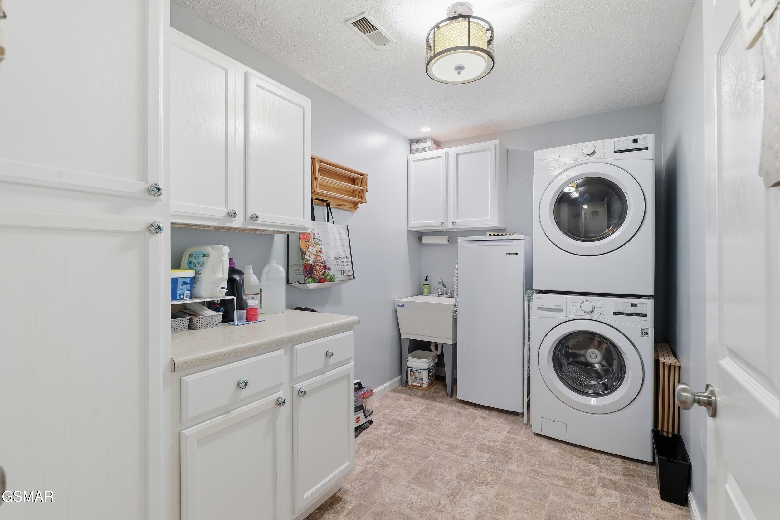 1413 Broadview Circle Sevierville TN 37876