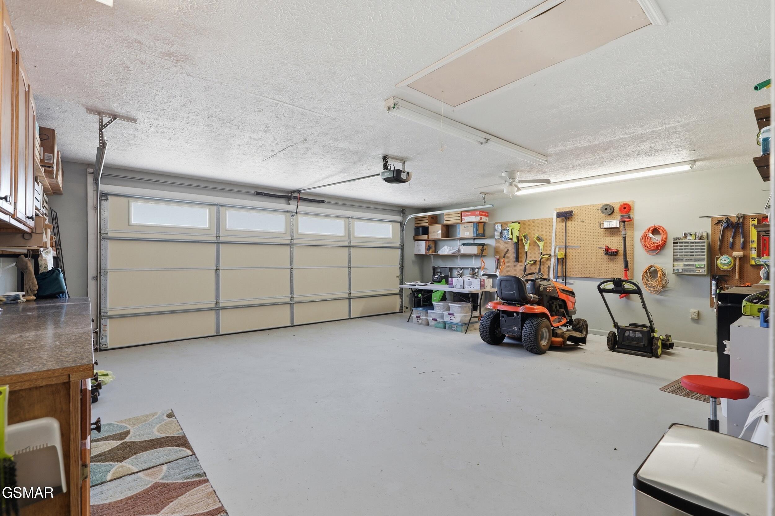 1413 Broadview Circle Sevierville TN 37876