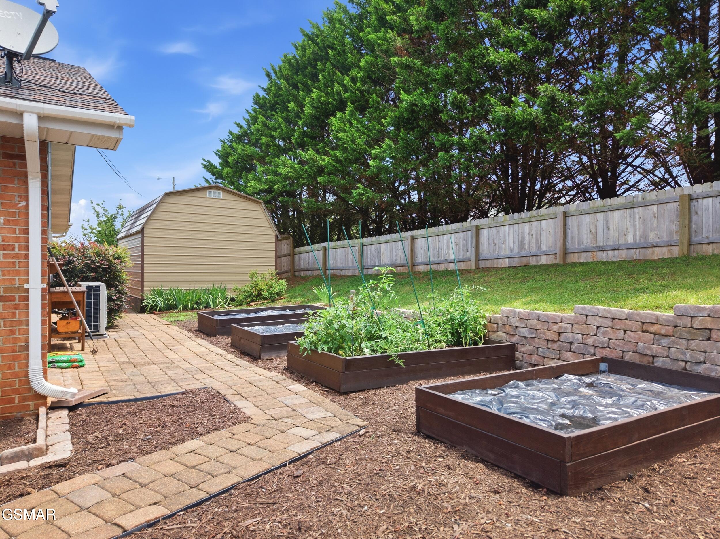 1413 Broadview Circle Sevierville TN 37876