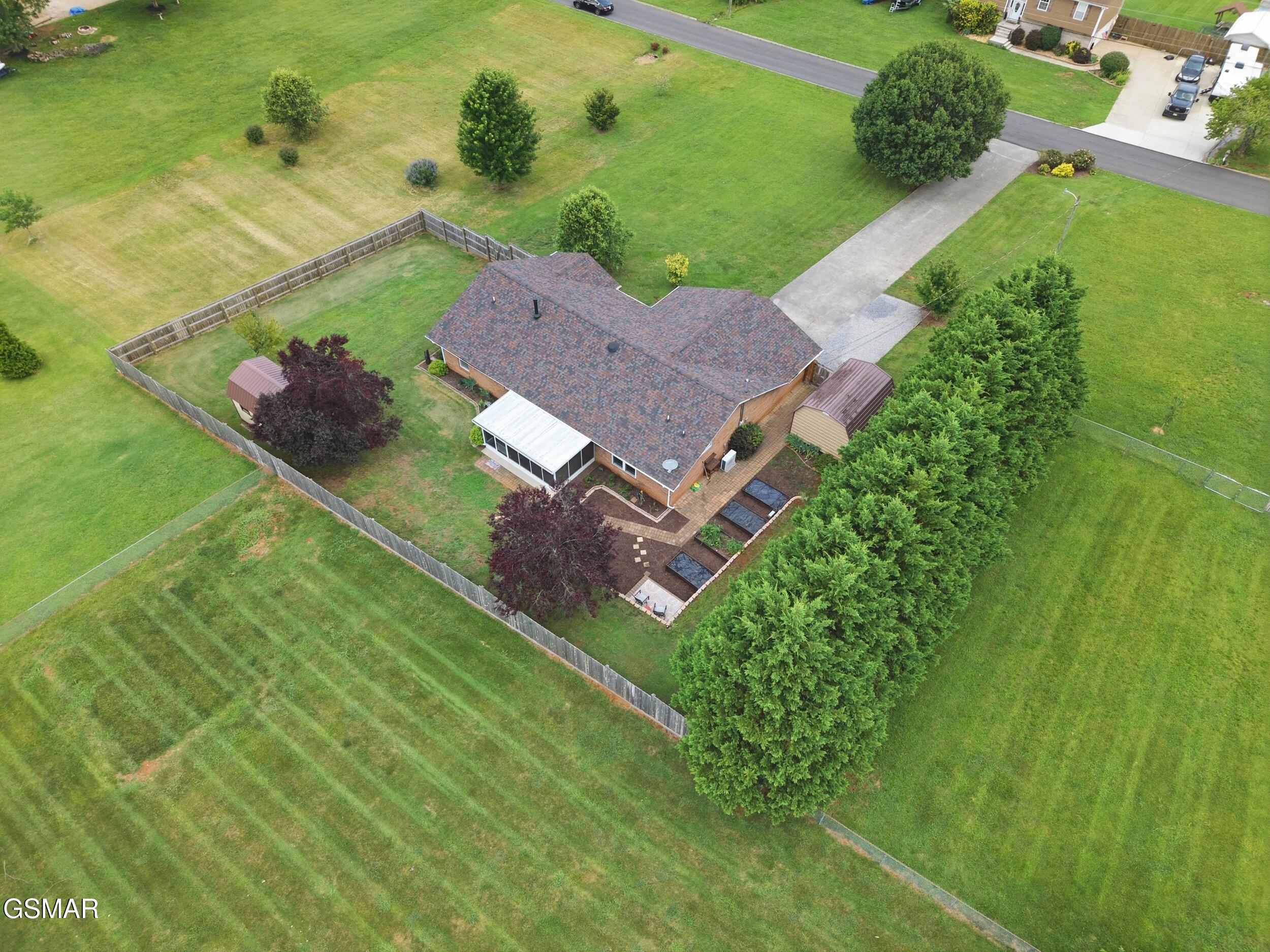 1413 Broadview Circle Sevierville TN 37876