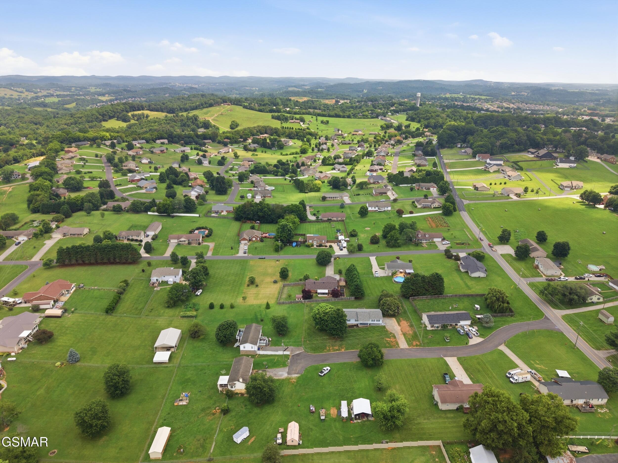 1413 Broadview Circle Sevierville TN 37876