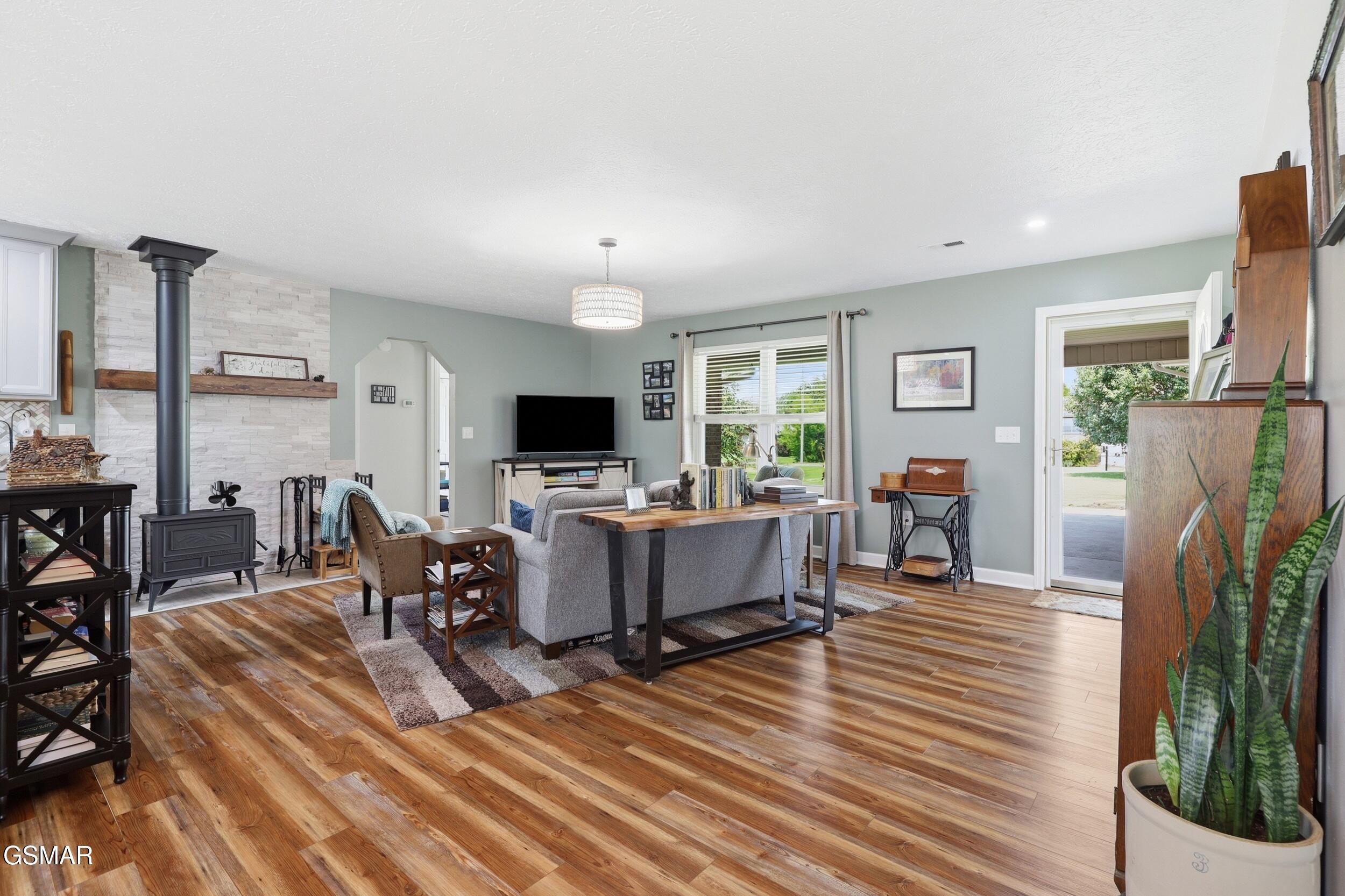 1413 Broadview Circle Sevierville TN 37876