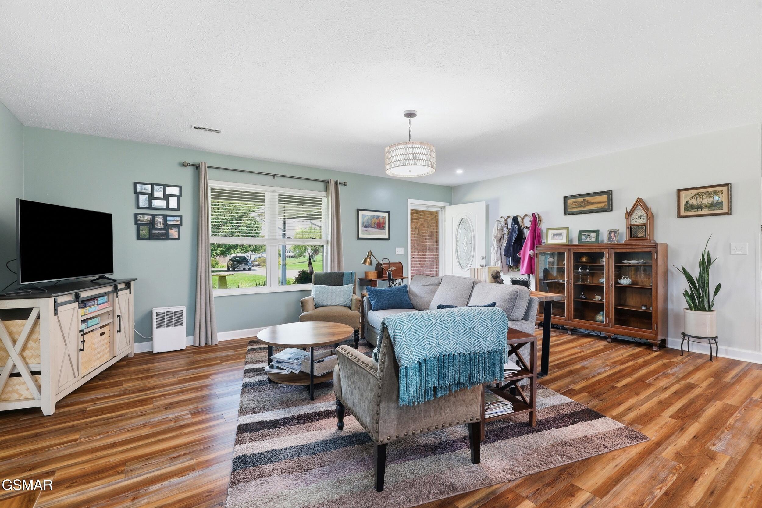 1413 Broadview Circle Sevierville TN 37876
