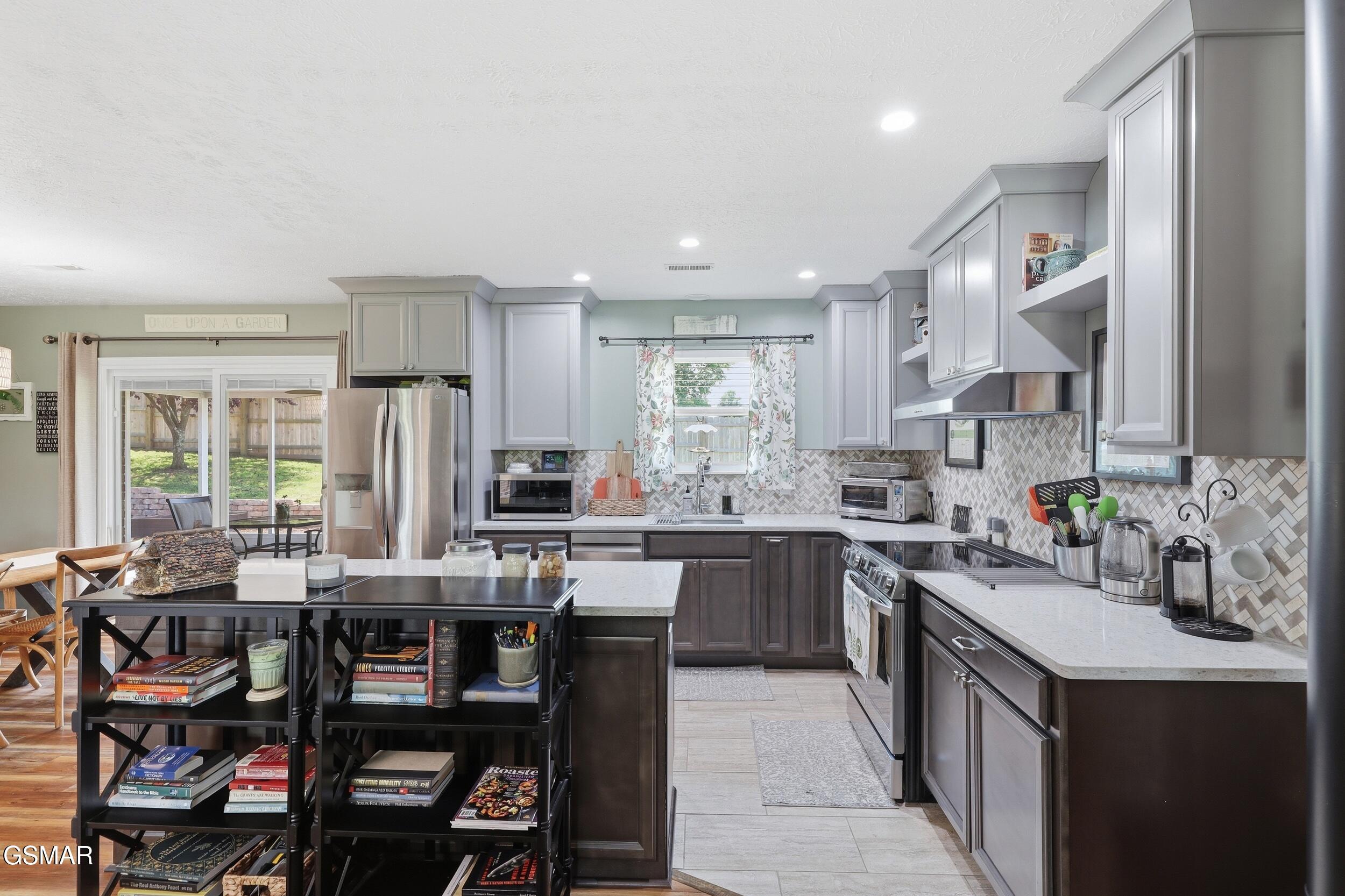 1413 Broadview Circle Sevierville TN 37876