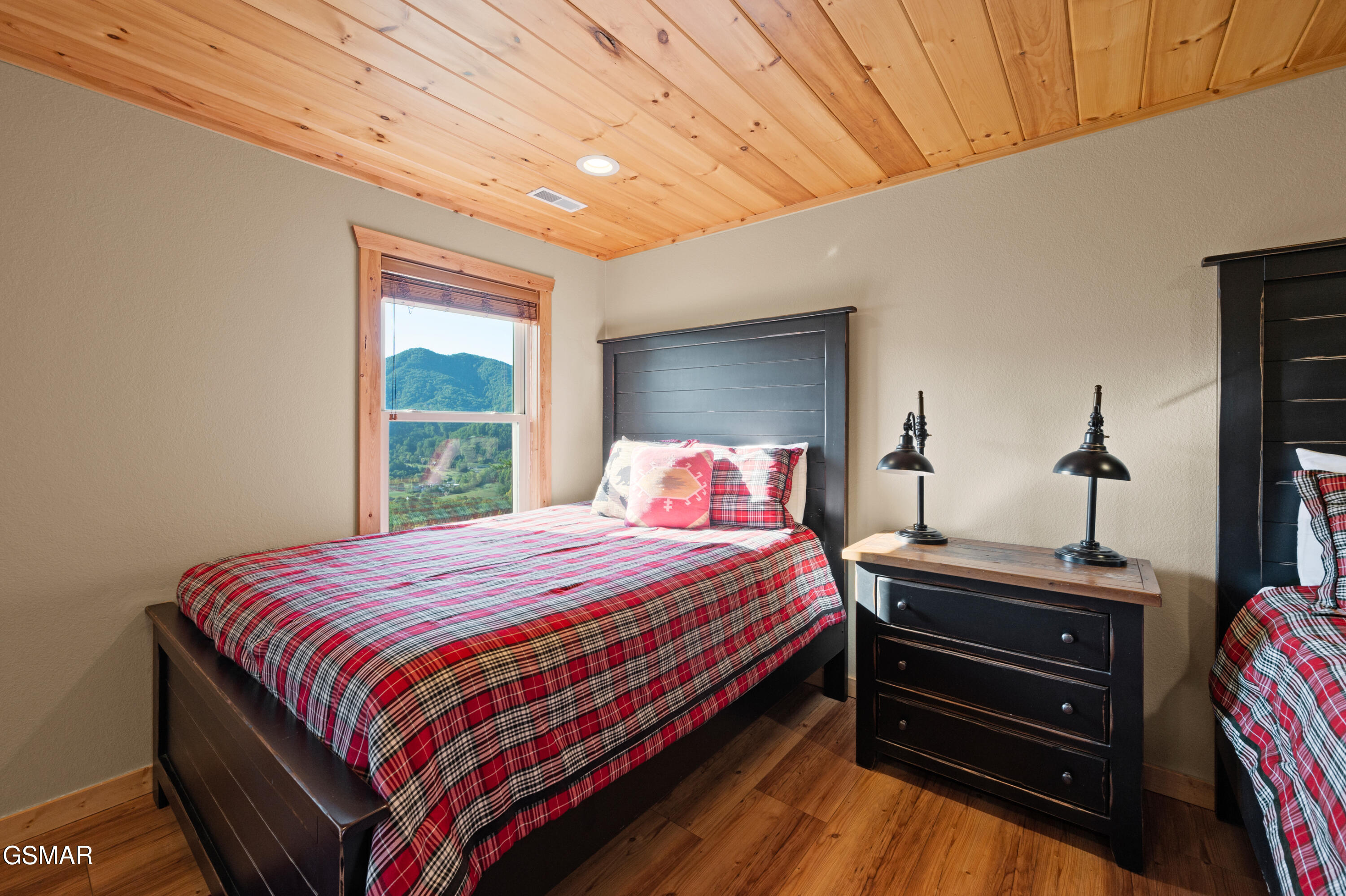 4249 Teaberry Vista Lane Sevierville TN 37862