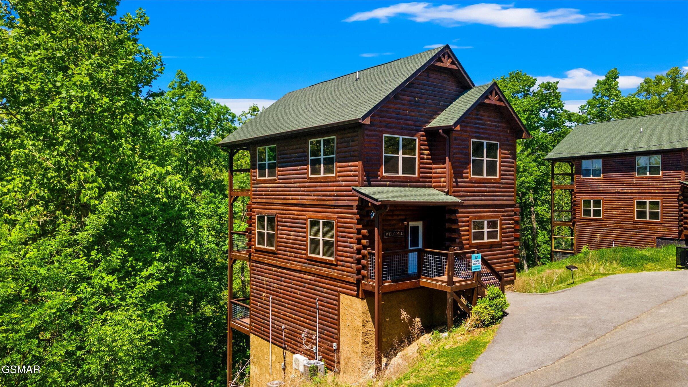 2243 Wingspan Drive Sevierville TN 37876