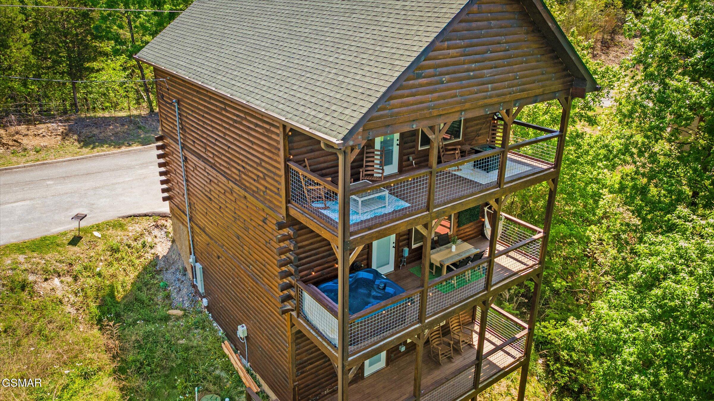 2243 Wingspan Drive Sevierville TN 37876