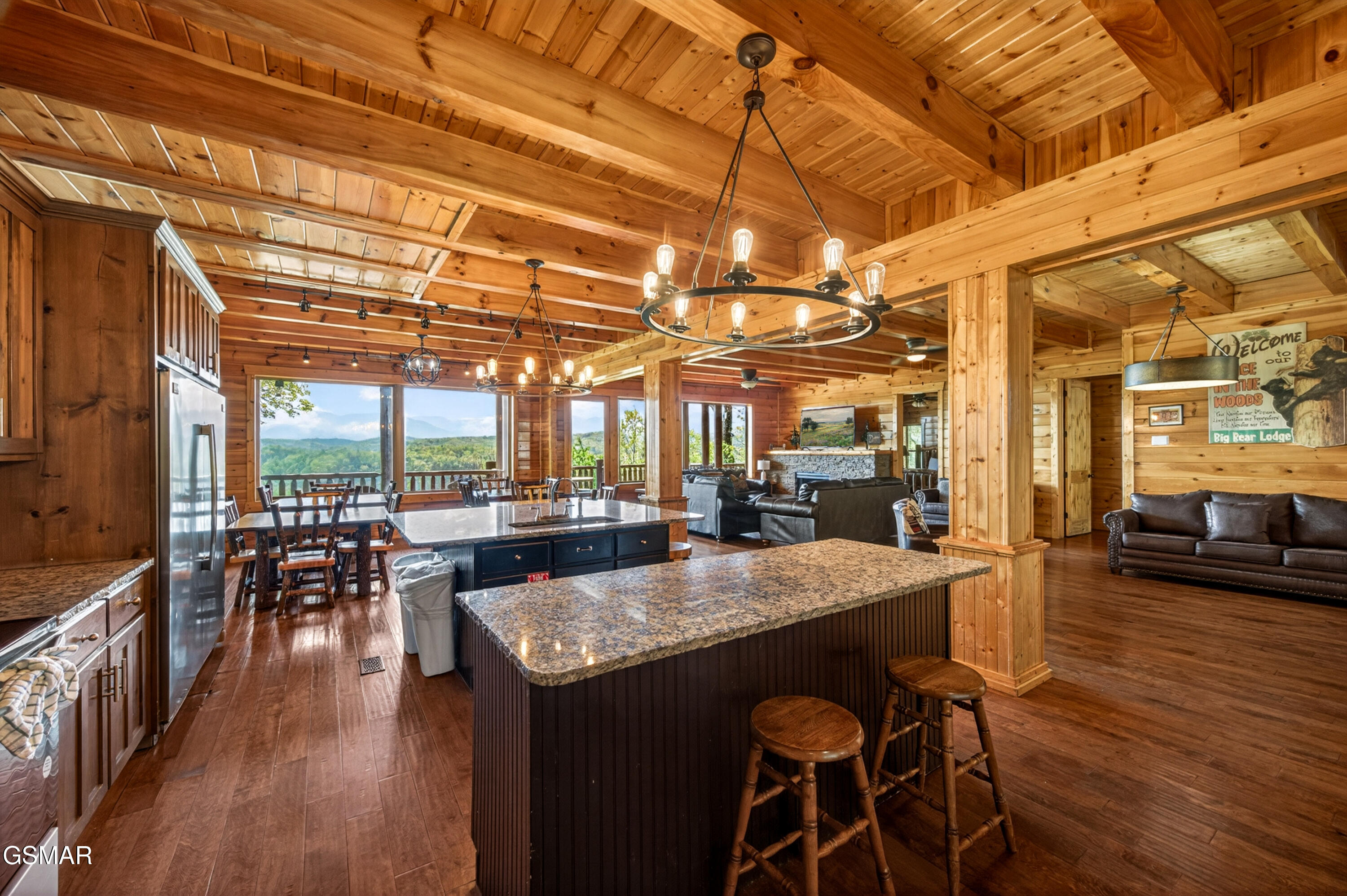 1932 Thistle Thorn Trail Sevierville TN 37876