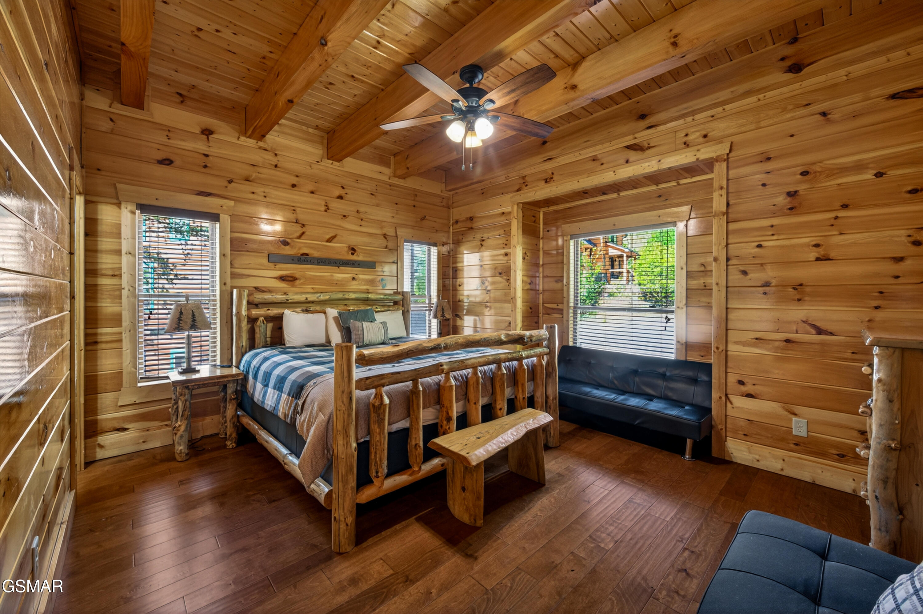 1932 Thistle Thorn Trail Sevierville TN 37876