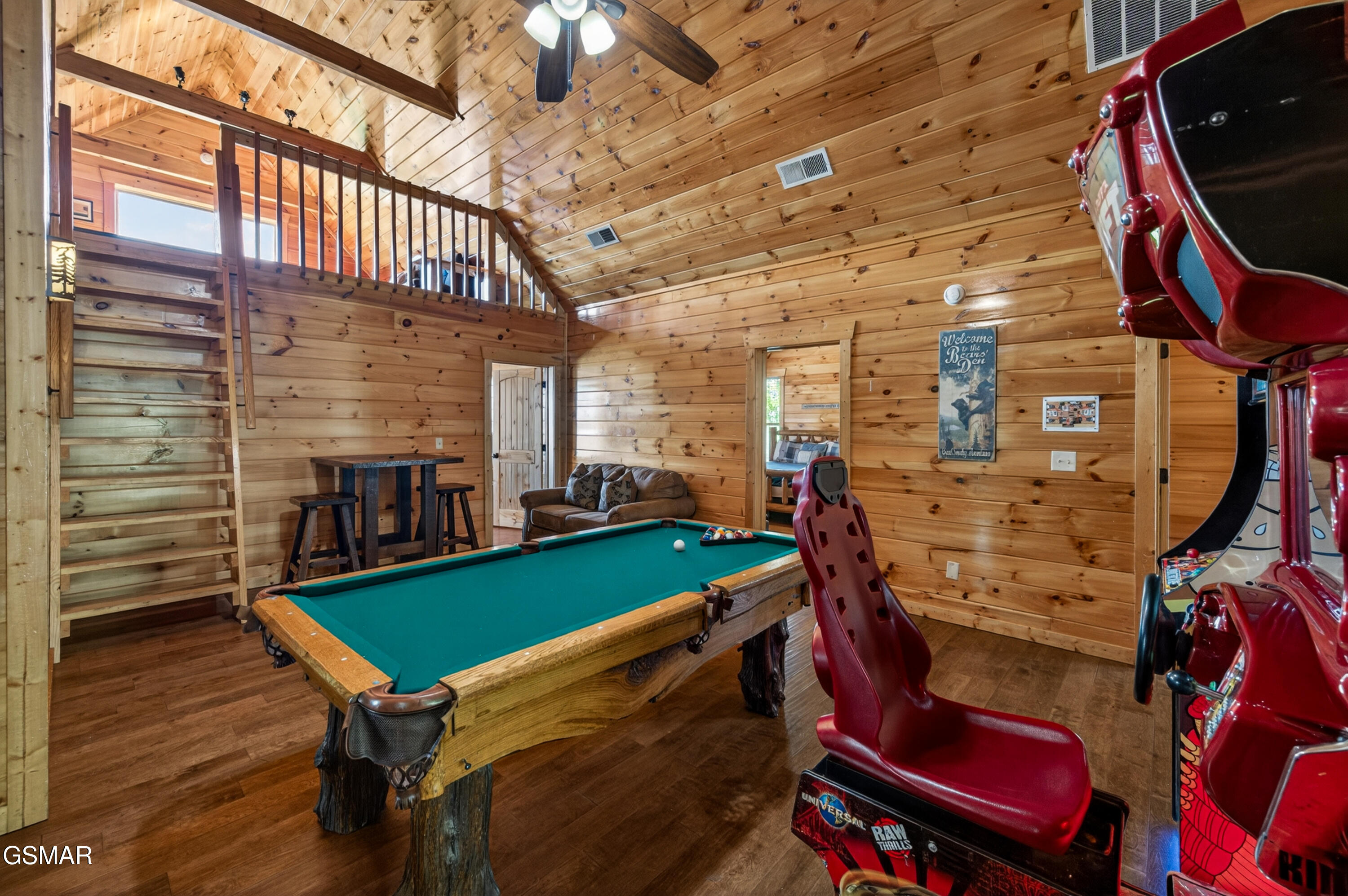 1932 Thistle Thorn Trail Sevierville TN 37876
