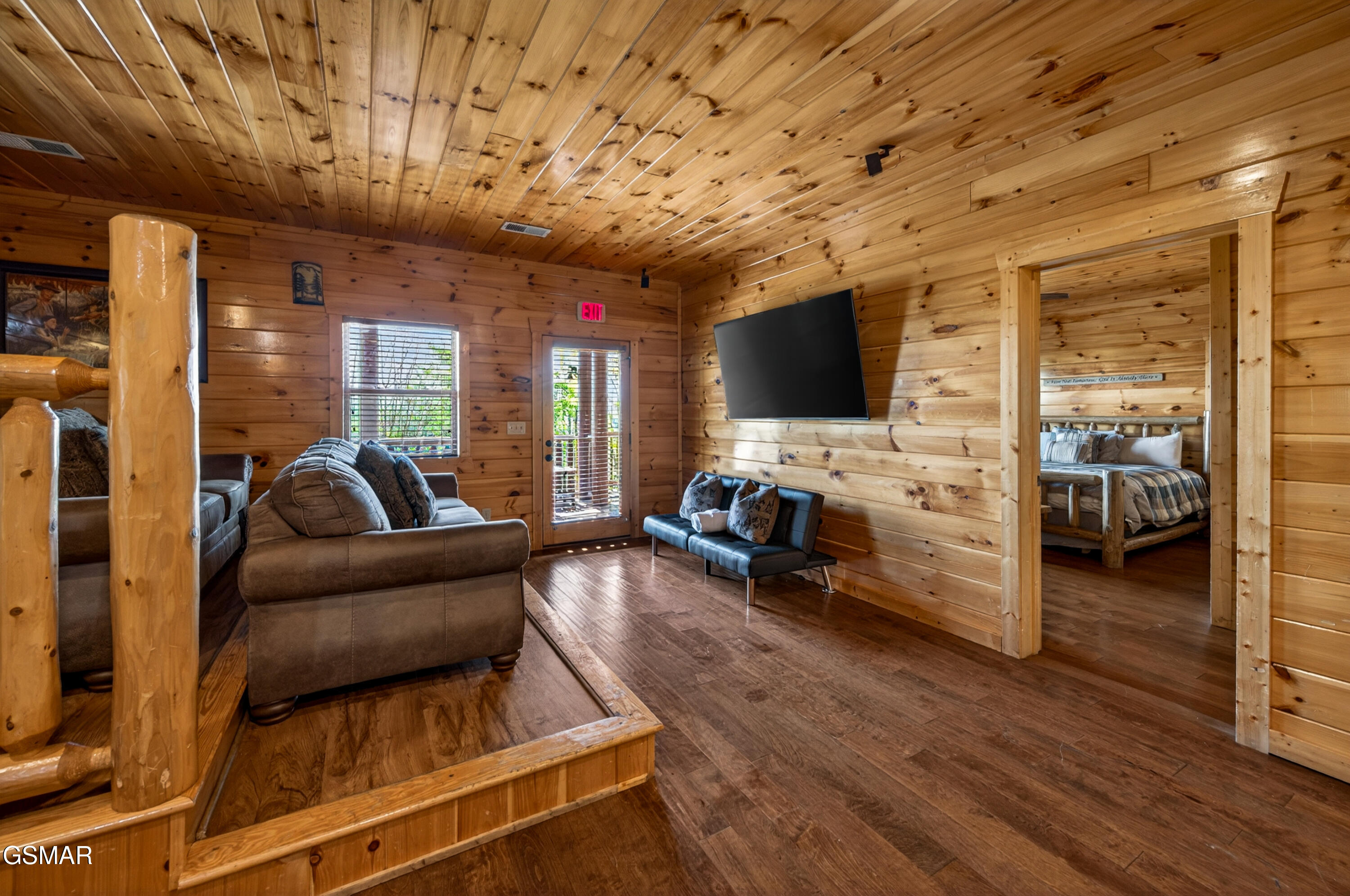 1932 Thistle Thorn Trail Sevierville TN 37876