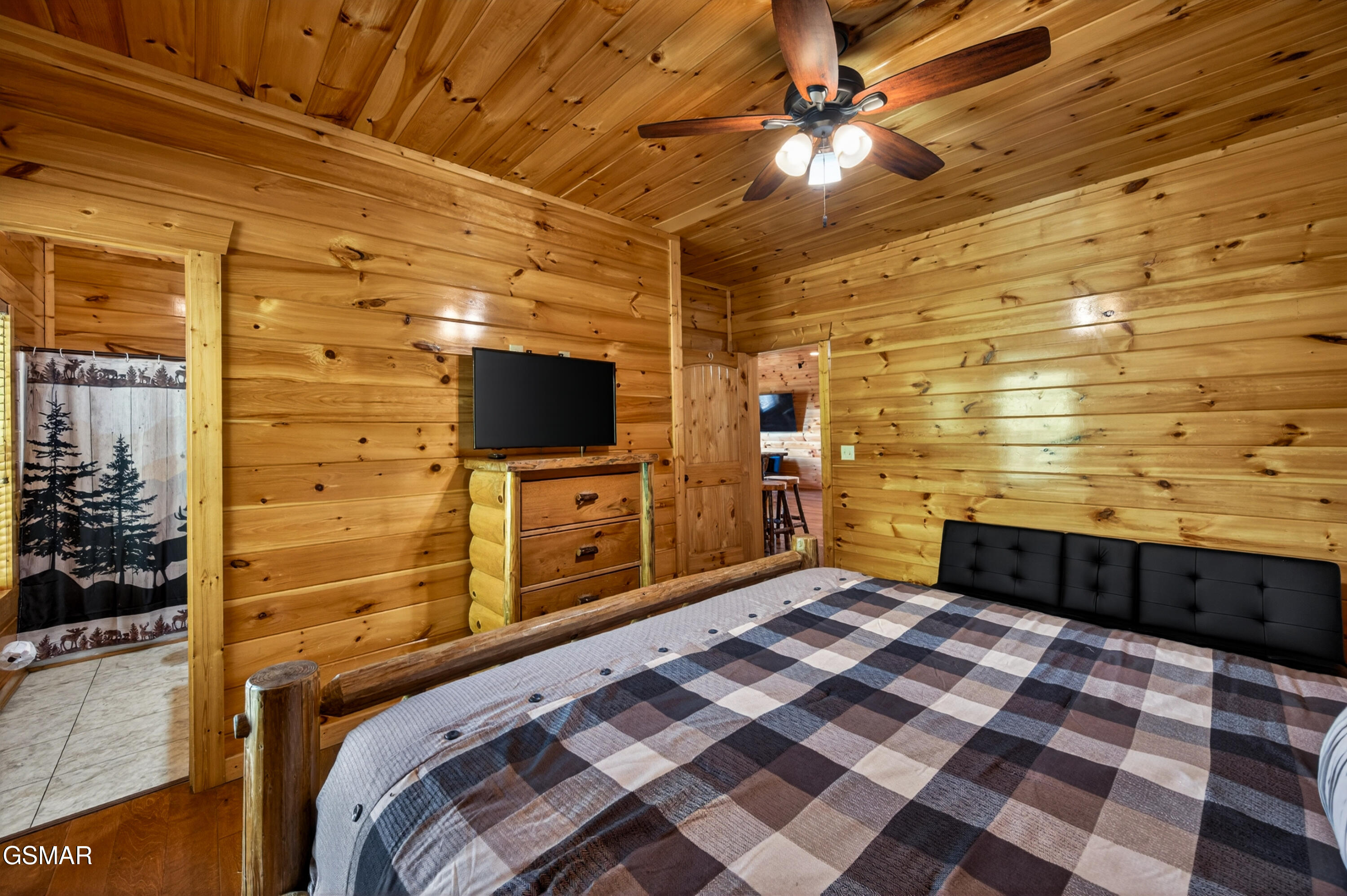 1932 Thistle Thorn Trail Sevierville TN 37876