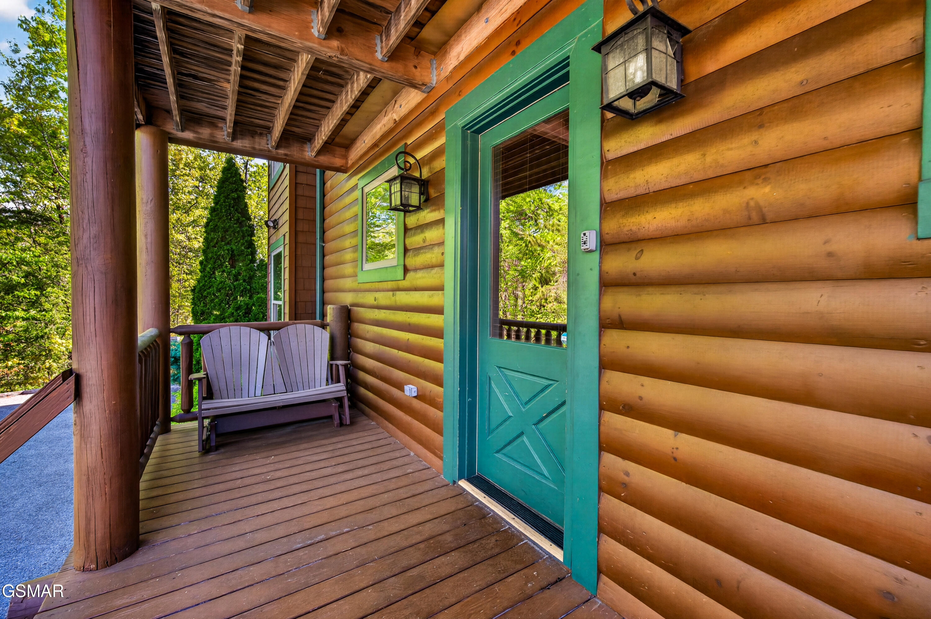 1932 Thistle Thorn Trail Sevierville TN 37876