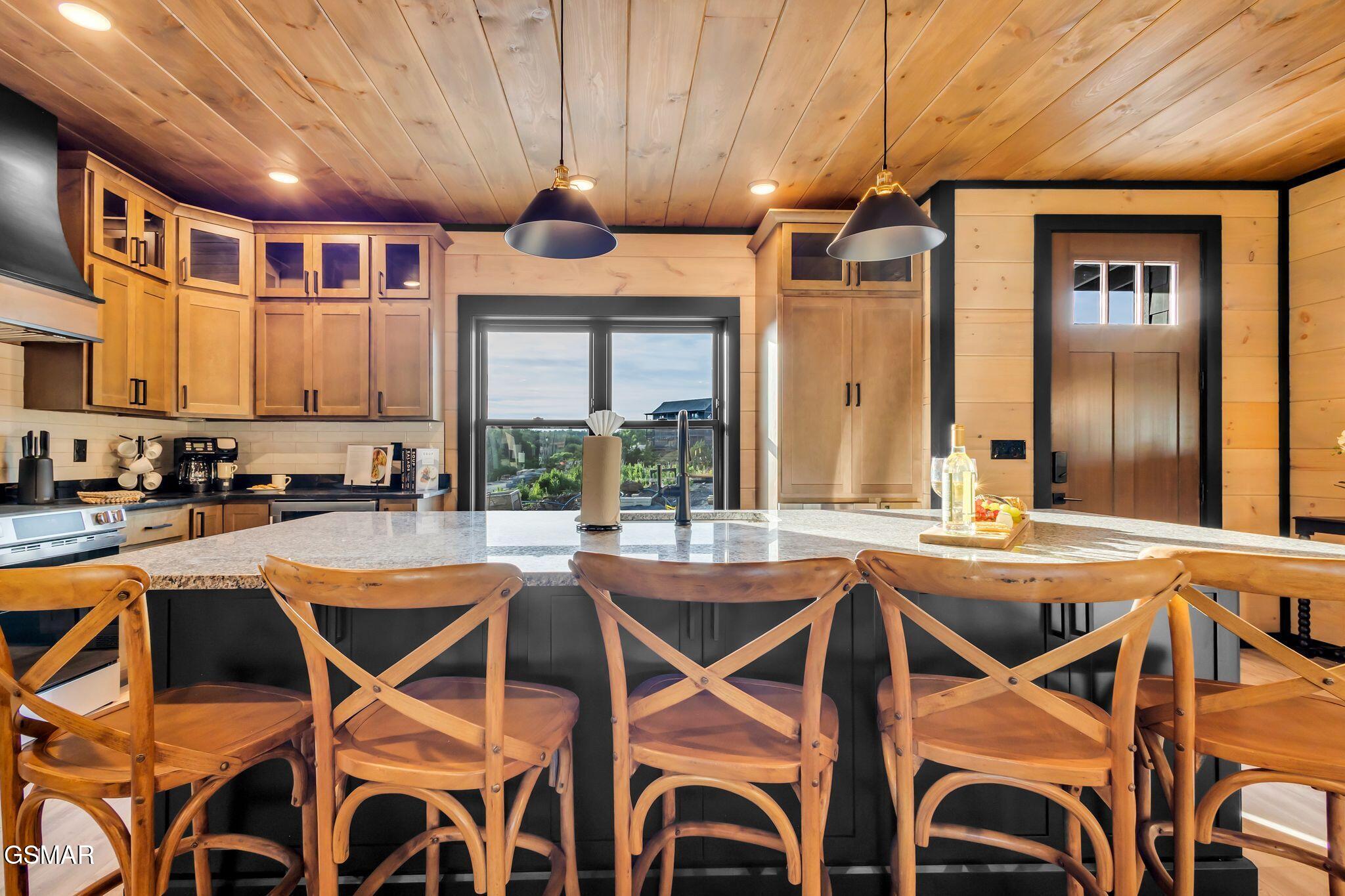 1724 Knotty Log Way Sevierville TN 37862