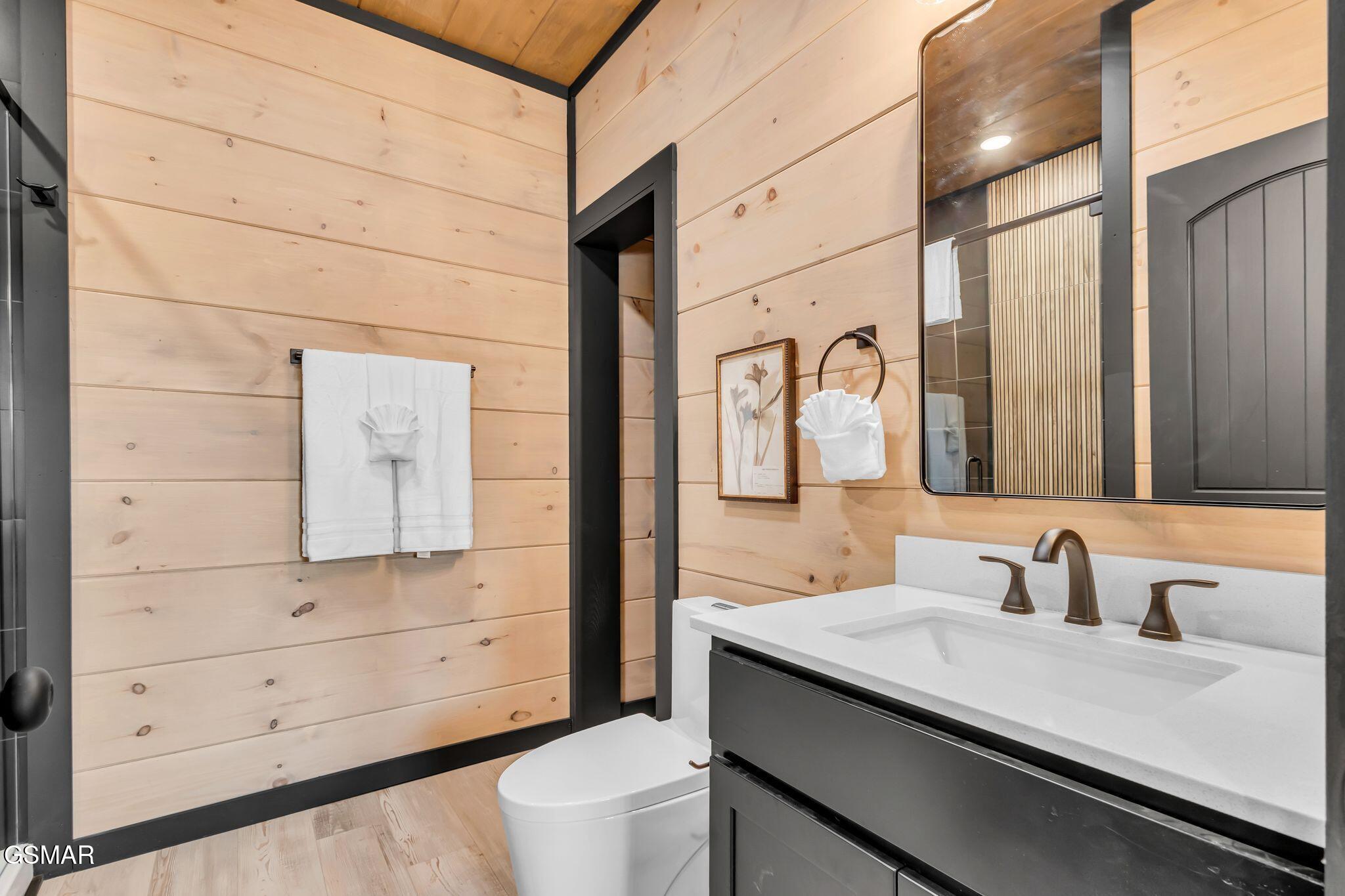 1724 Knotty Log Way Sevierville TN 37862