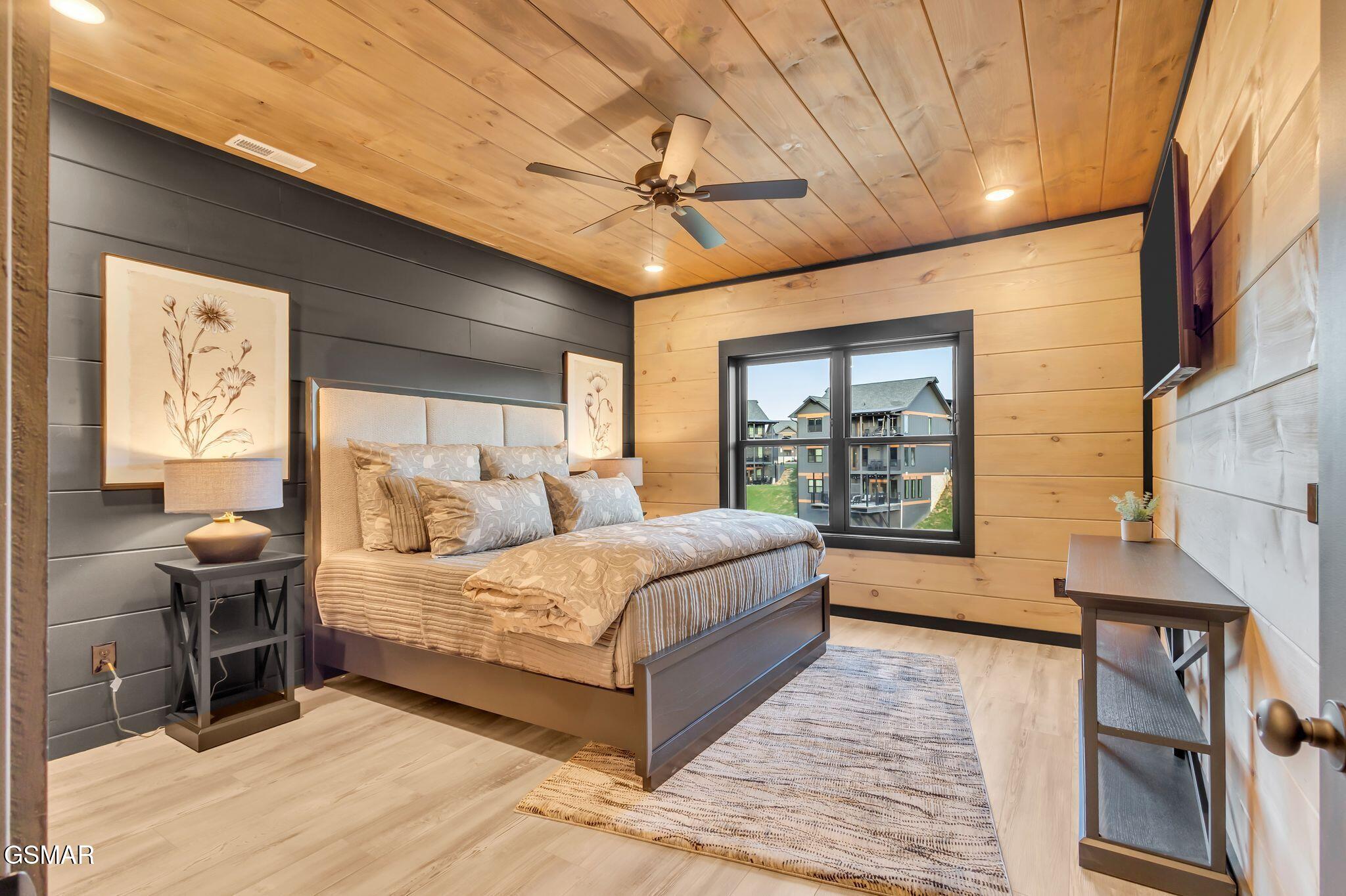 1724 Knotty Log Way Sevierville TN 37862