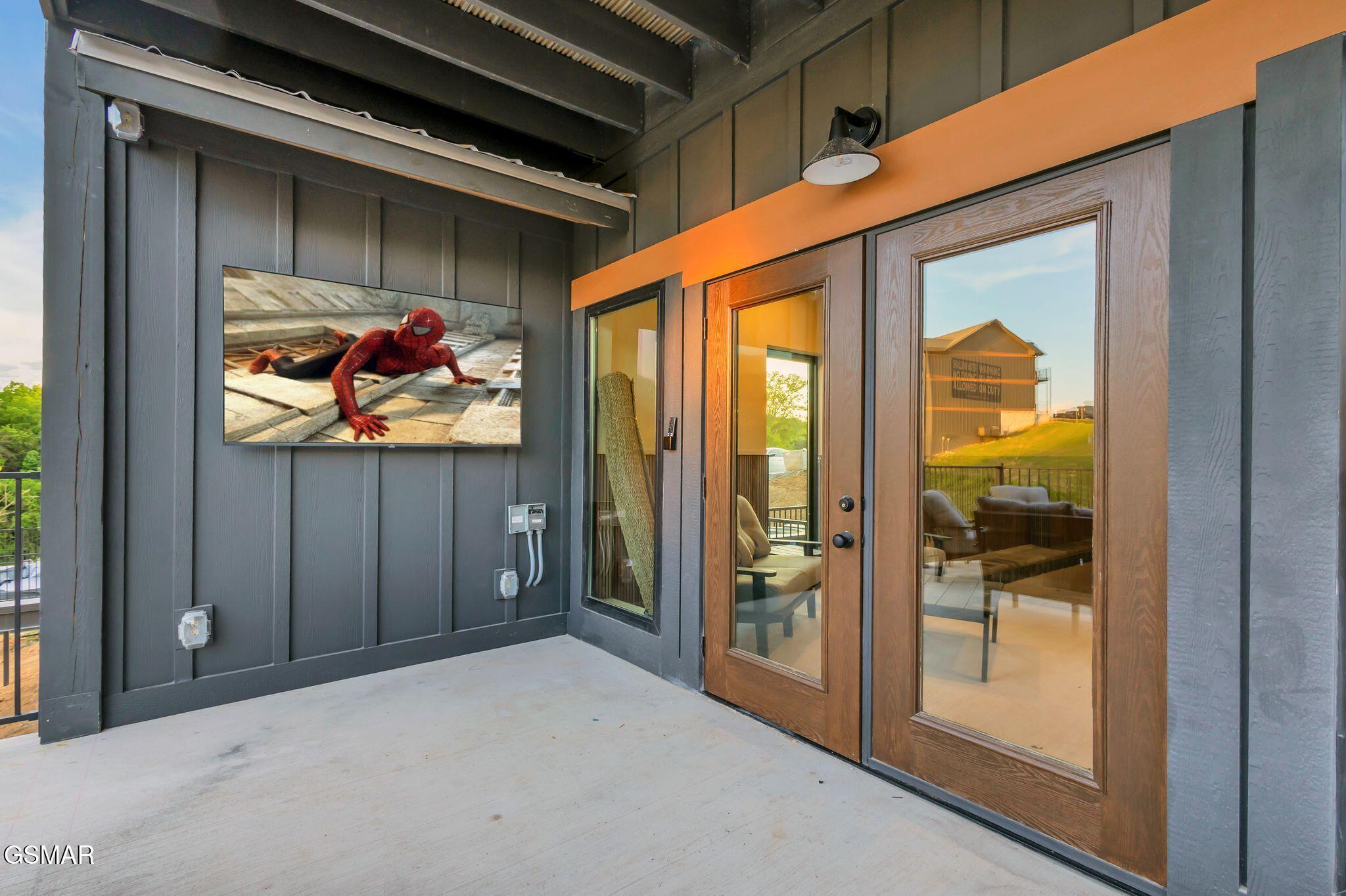 1724 Knotty Log Way Sevierville TN 37862