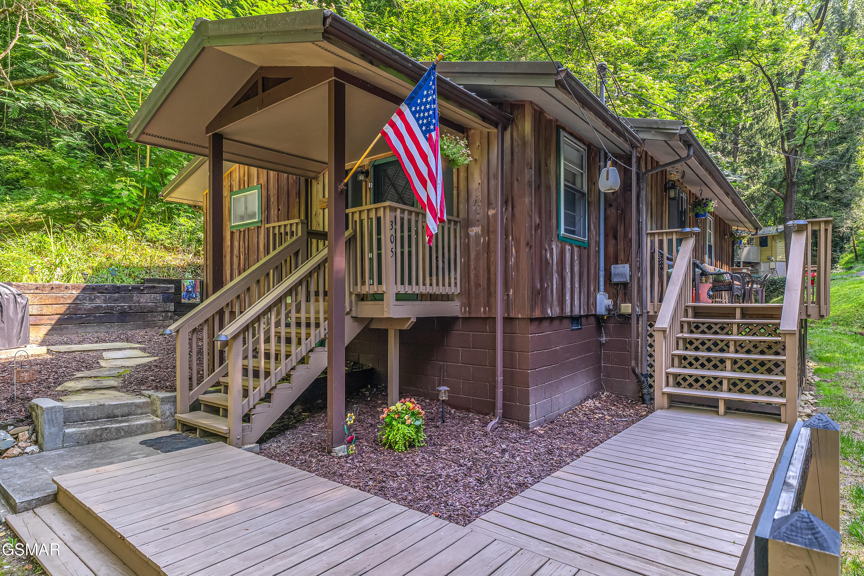 305 Shields View Drive Gatlinburg TN 37738