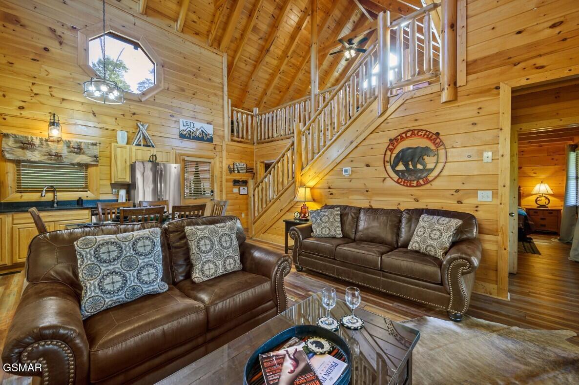 1828 Panther Path Way Sevierville TN 37876
