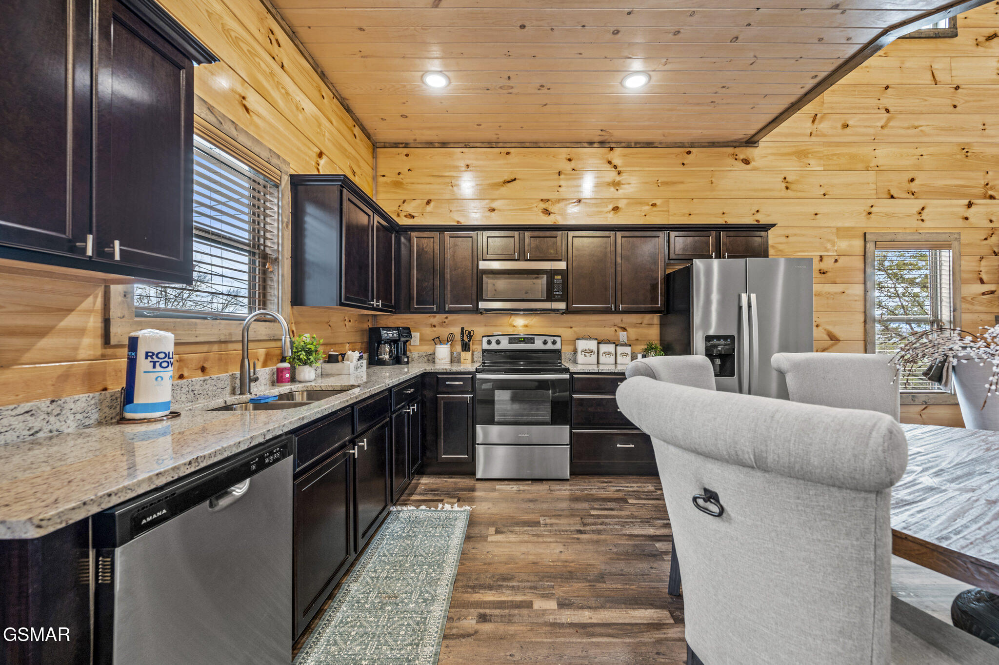 2125 Eagle Feather Drive Sevierville TN 37876