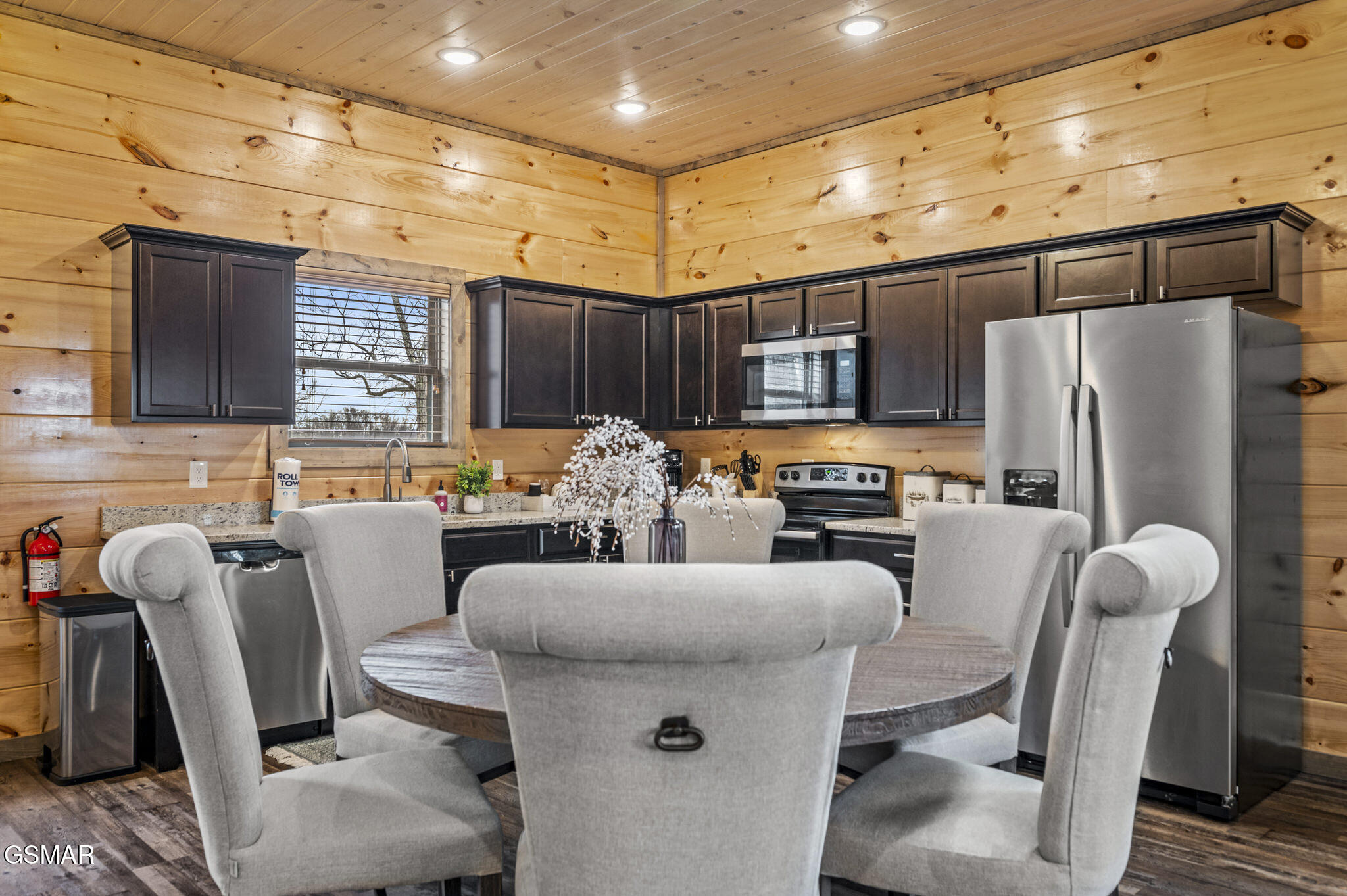 2125 Eagle Feather Drive Sevierville TN 37876