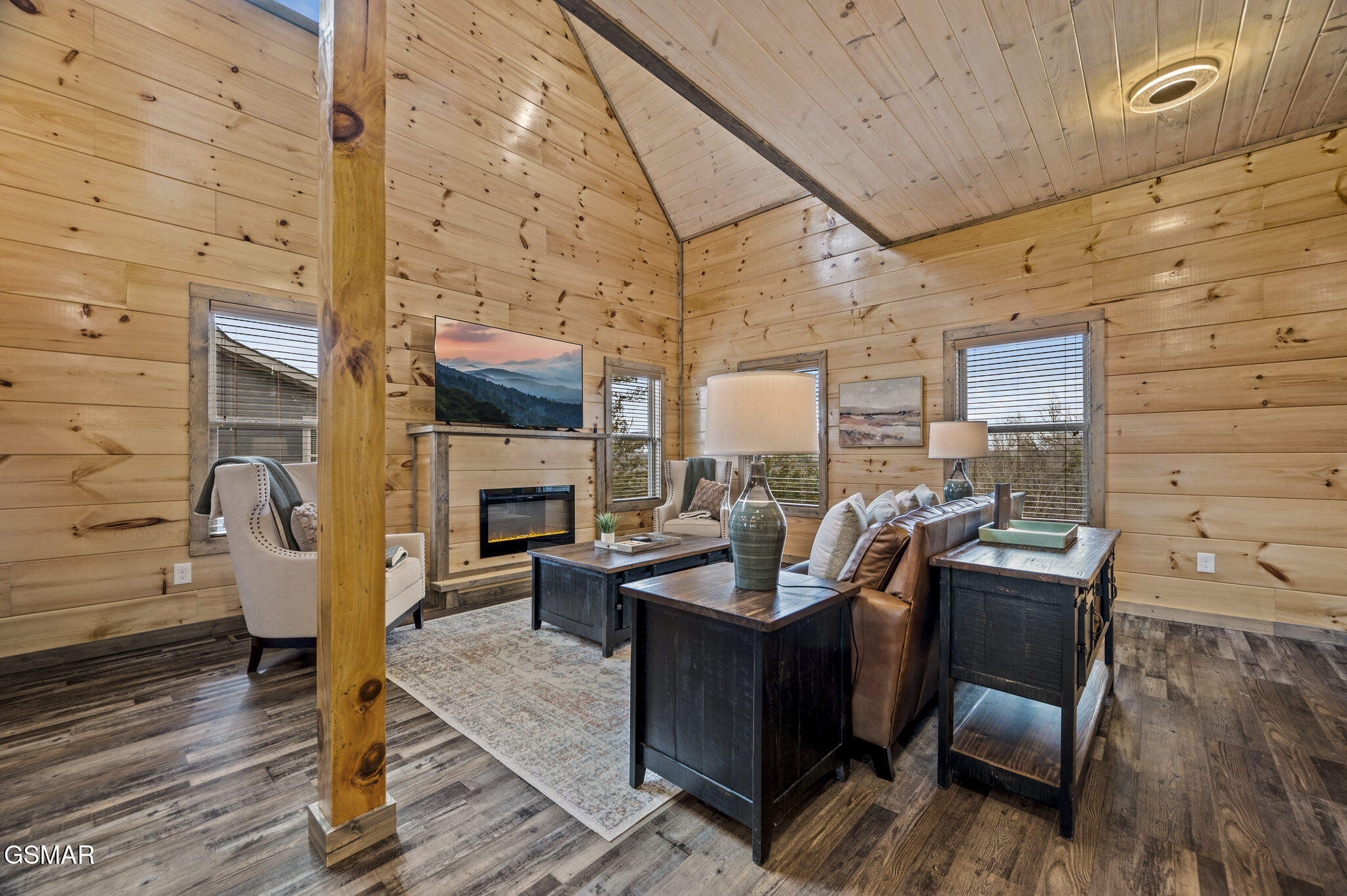 2125 Eagle Feather Drive Sevierville TN 37876