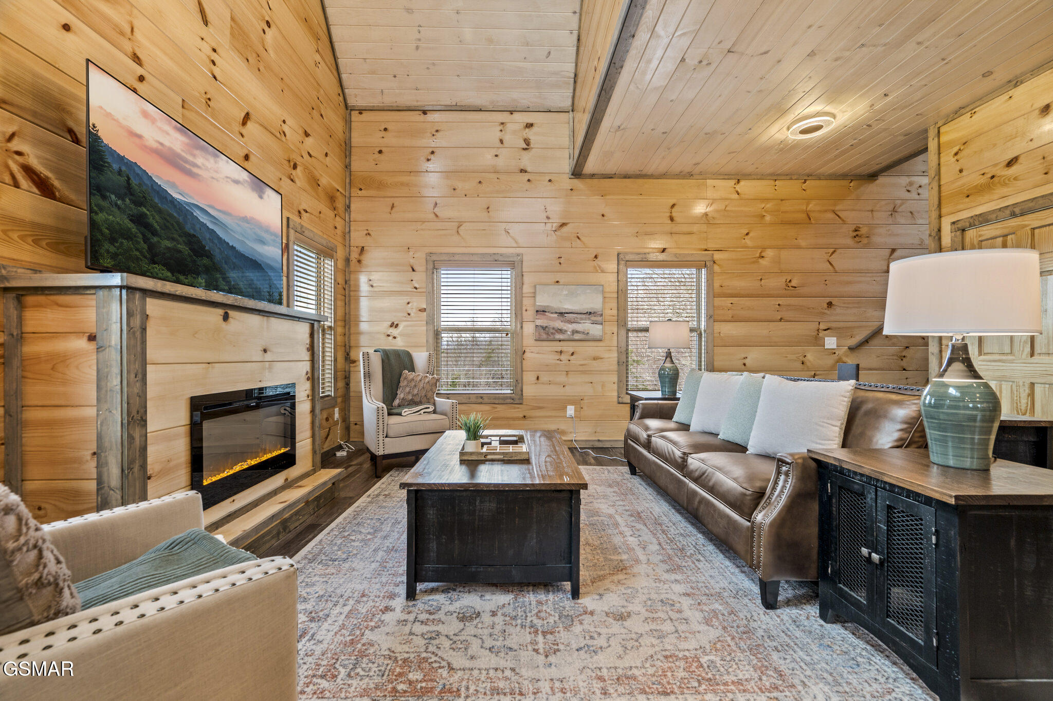 2125 Eagle Feather Drive Sevierville TN 37876